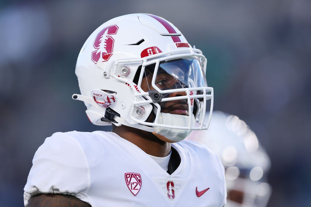 SOUTH BEND, INDIANA - OCTOBER 15: Kyu Blu Kelly #17 of the Stanford Cardinal looks on prior to the game against the Notre Dame Fighting Irish at Notre Dame Stadium on October 15, 2022 in South Bend, Indiana. (Photo by Michael Reaves/Getty Images)