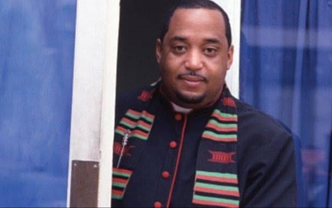 Longtime political aide Anthony McCarthy died after a lengthy battle with kidney disease.