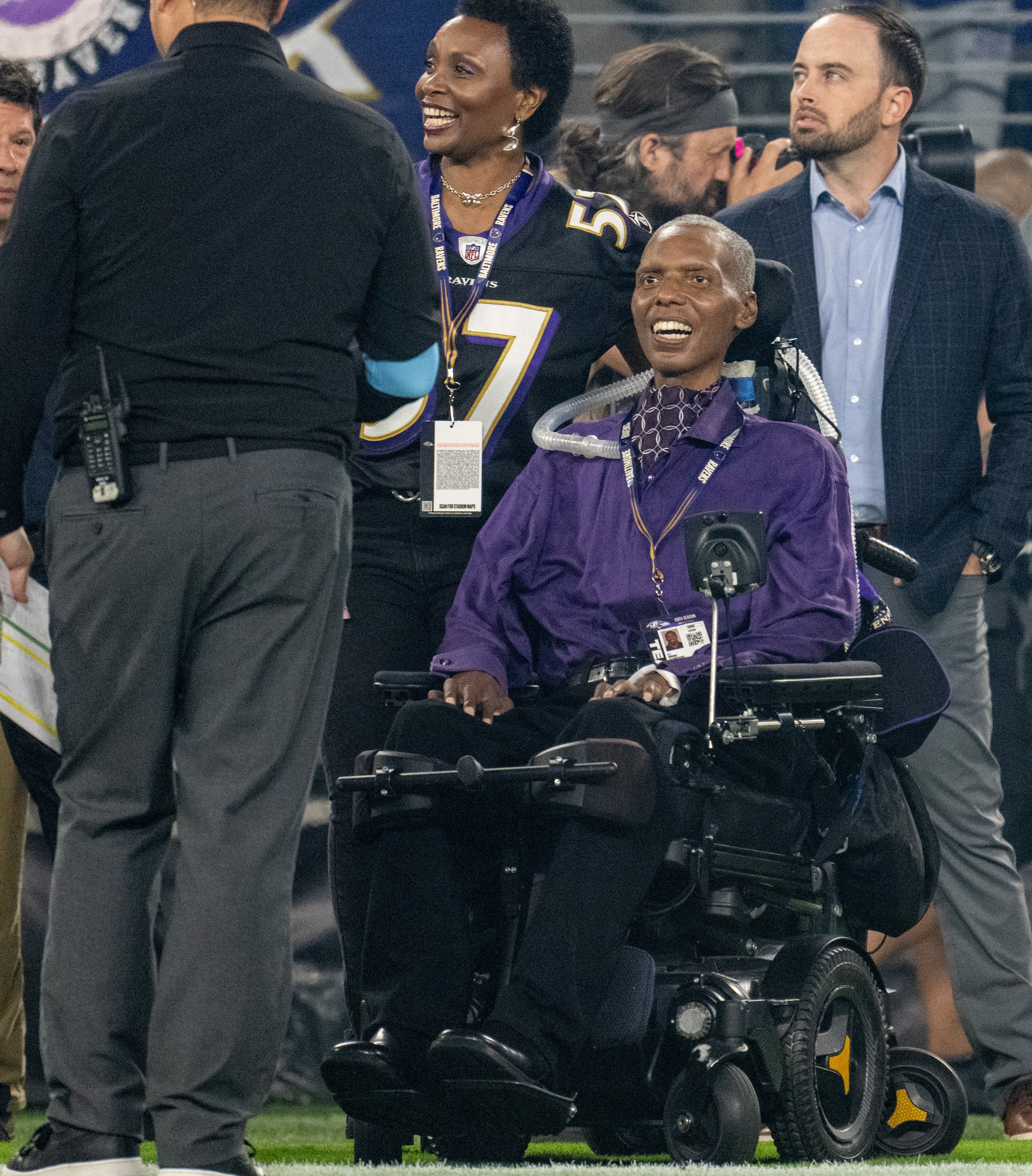 Former Baltimore Ravens linebacker O. J. Brigance is introduced on the sidelines prior to the Ravens hosting the Buffalo Bills at M&T Bank Stadium Sunday night.