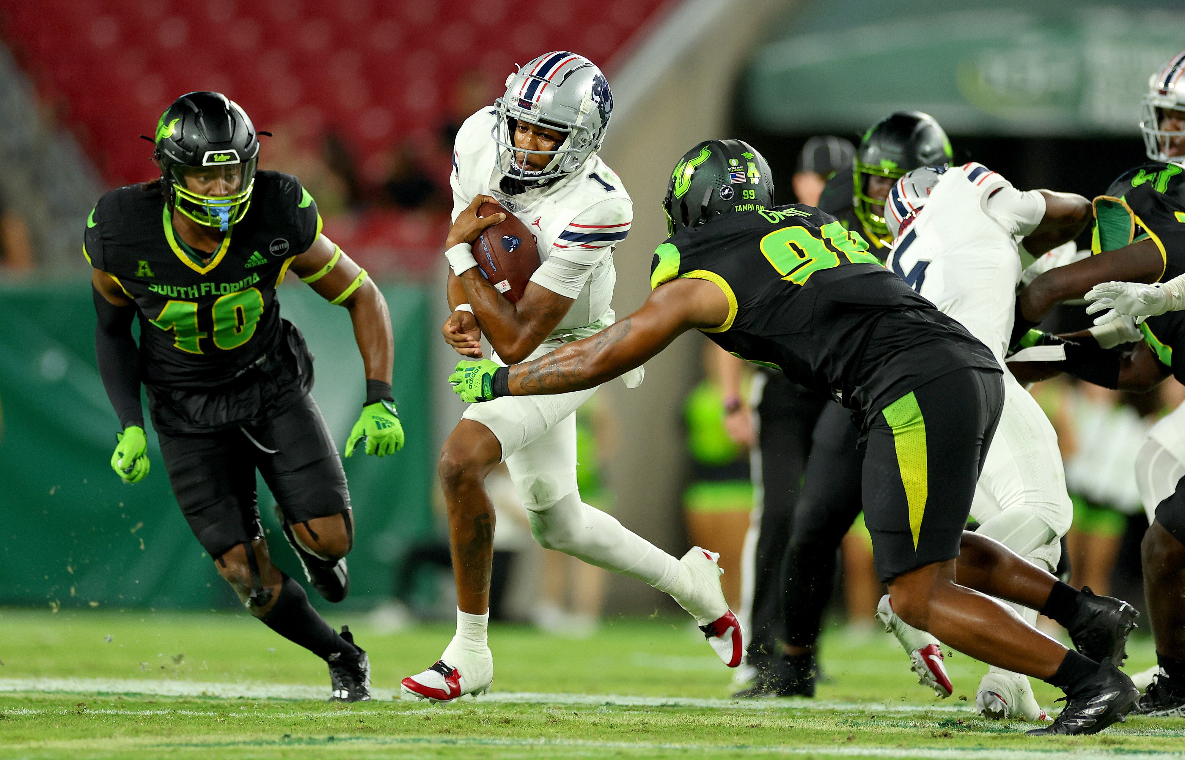 Quinton Williams of Howard, pictured during a game last season, had a 34-yard touchdown run Saturday as the Bison beat Morgan State.