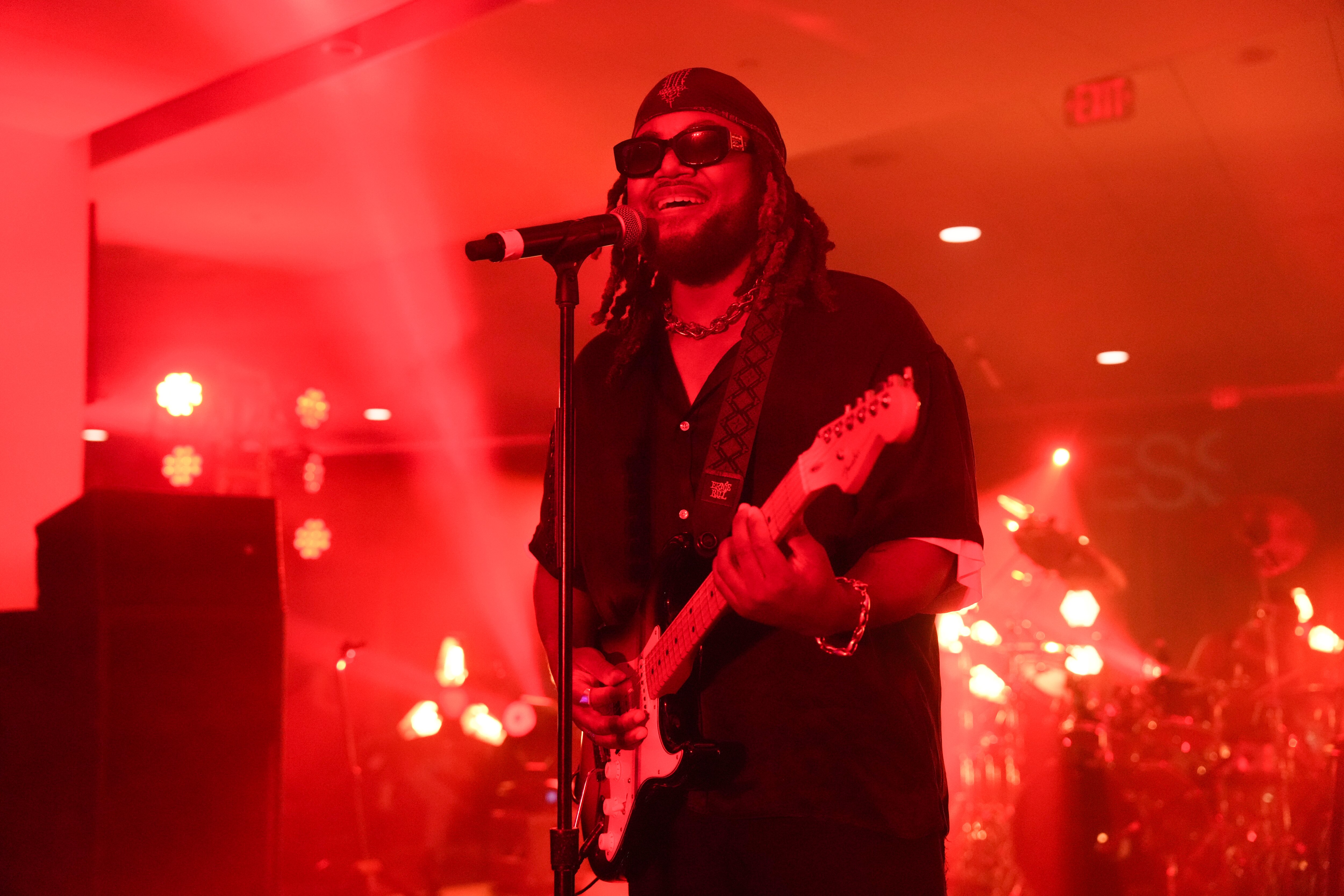 NEW ORLEANS, LOUISIANA - JULY 05: Leon Thomas III performs onstage at the VVIP Superlounge Experience during Day 2 of the 2025 ESSENCE Festival of Culture presented by Coca-Cola at Caesars Superdome on July 05, 2025 in New Orleans, Louisiana.