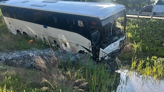 This photo, provided by the Virginia State Police, shows the scene of a fatal accident involving a passenger bus on Interstate 95 in near Quantico, Va., on Friday, May 29, 2026. (Virginia State Police via AP)