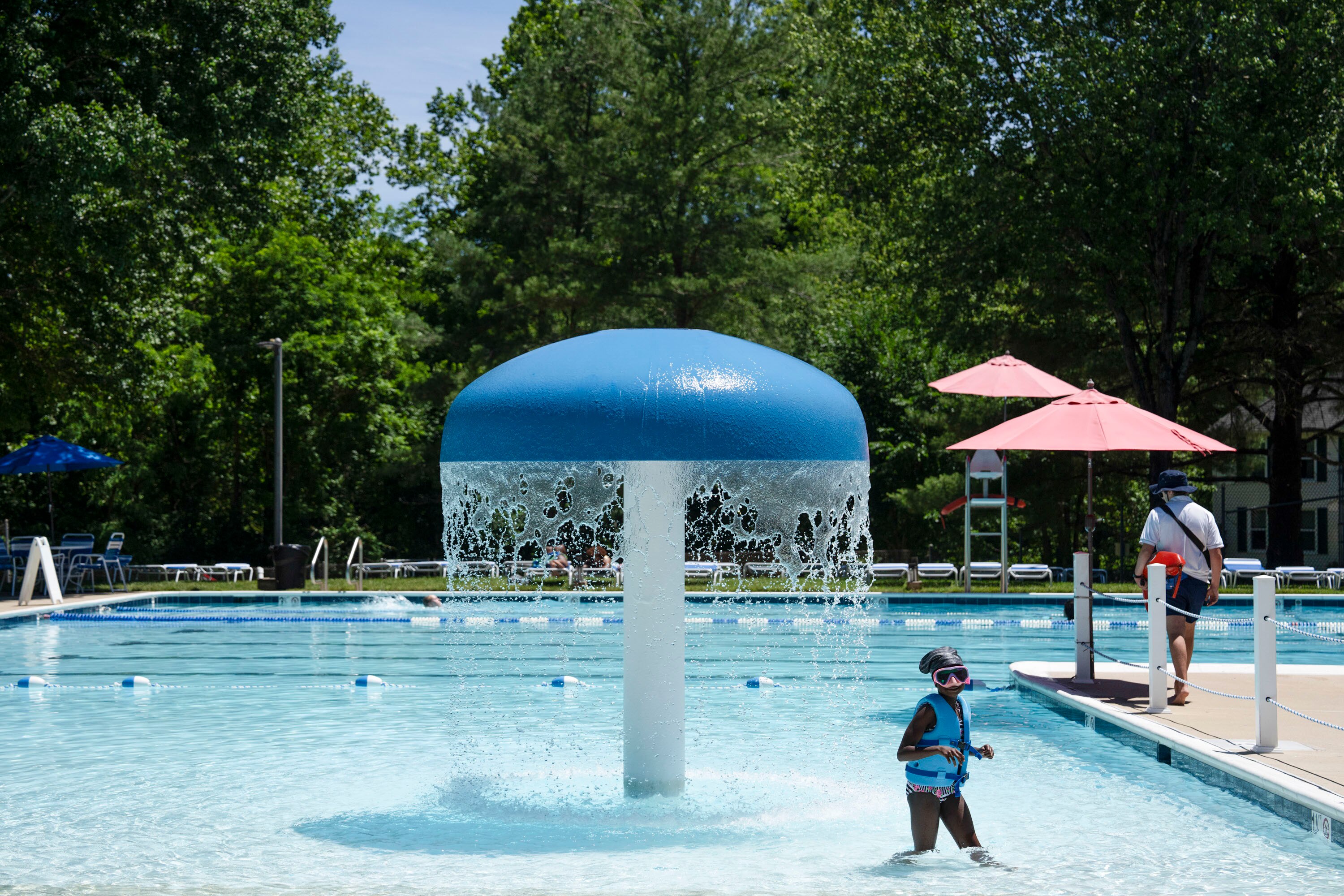 Anna Lena Kerns plays in the pool at Dickinson Pool in Columbia, Md.