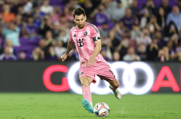 ORLANDO, FLORIDA - MARCH 01: Lionel Messi #10 of Inter Miami CF takes a free kick to score his team's fourth goal during the MLS match between Orlando City SC and Inter Miami CF at Inter&Co Stadium on March 01, 2026 in Orlando, Florida. (Photo by Dustin Markland/Getty Images)