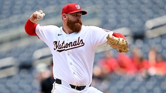Washington Nationals starting pitcher Zack Littell pitches in the third inning against the Kansas City Royals.