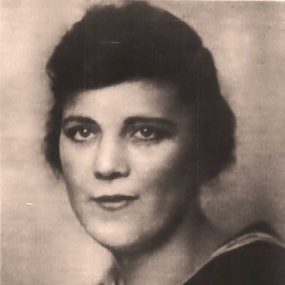 An archival Chicago Daily Tribune photo of Coast Guard Electrician's Mate, Myrtle Hazard.