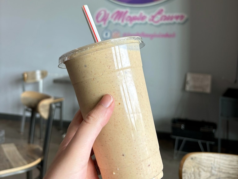 Sunset Raw Juice Bar offers a variety of smoothies, including protein-based ones.