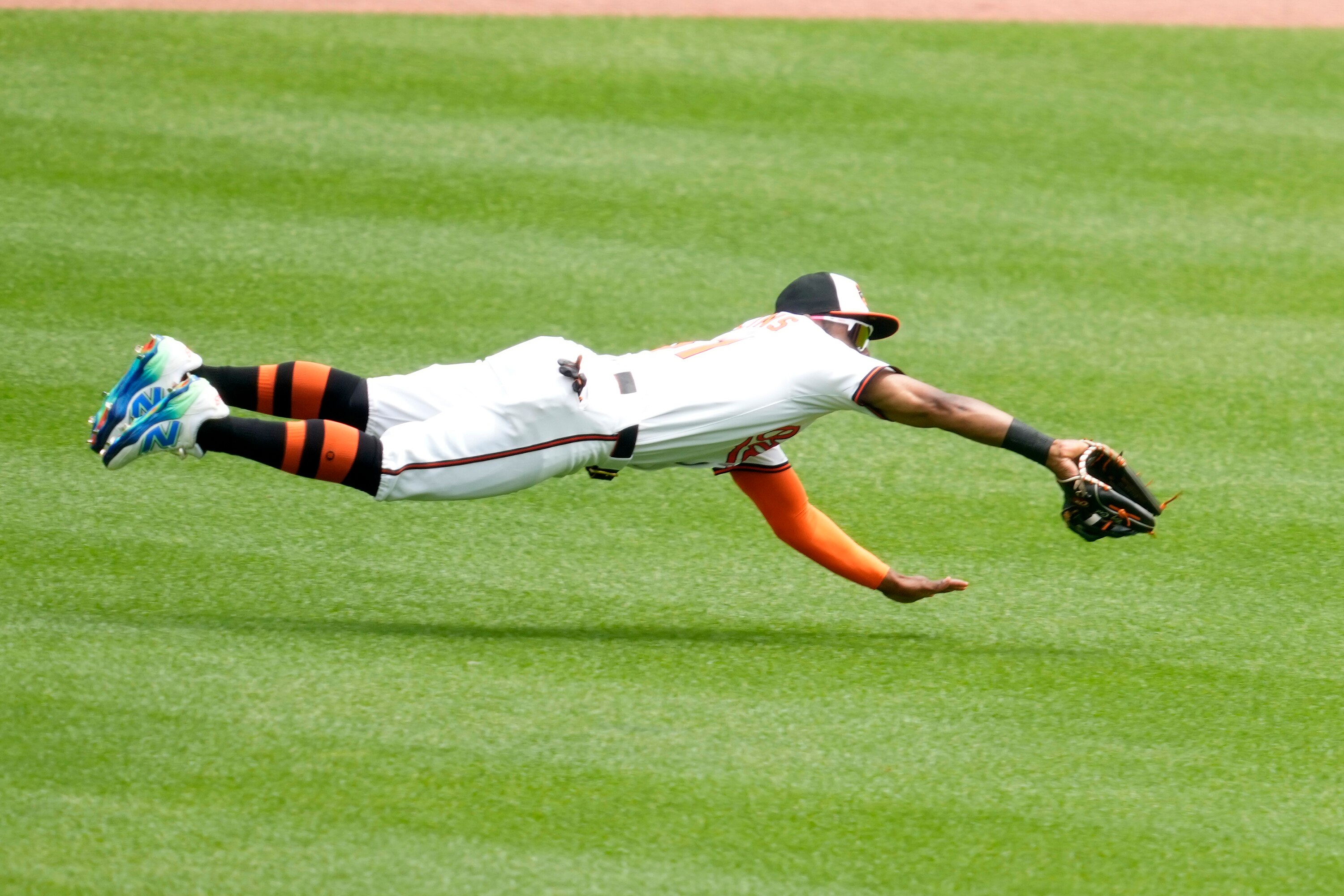 Orioles center fielder Cedric Mullins catches a ball hit by Brooks Lee of the Minnesota Twins during the second inning Thursday at Camden Yards.