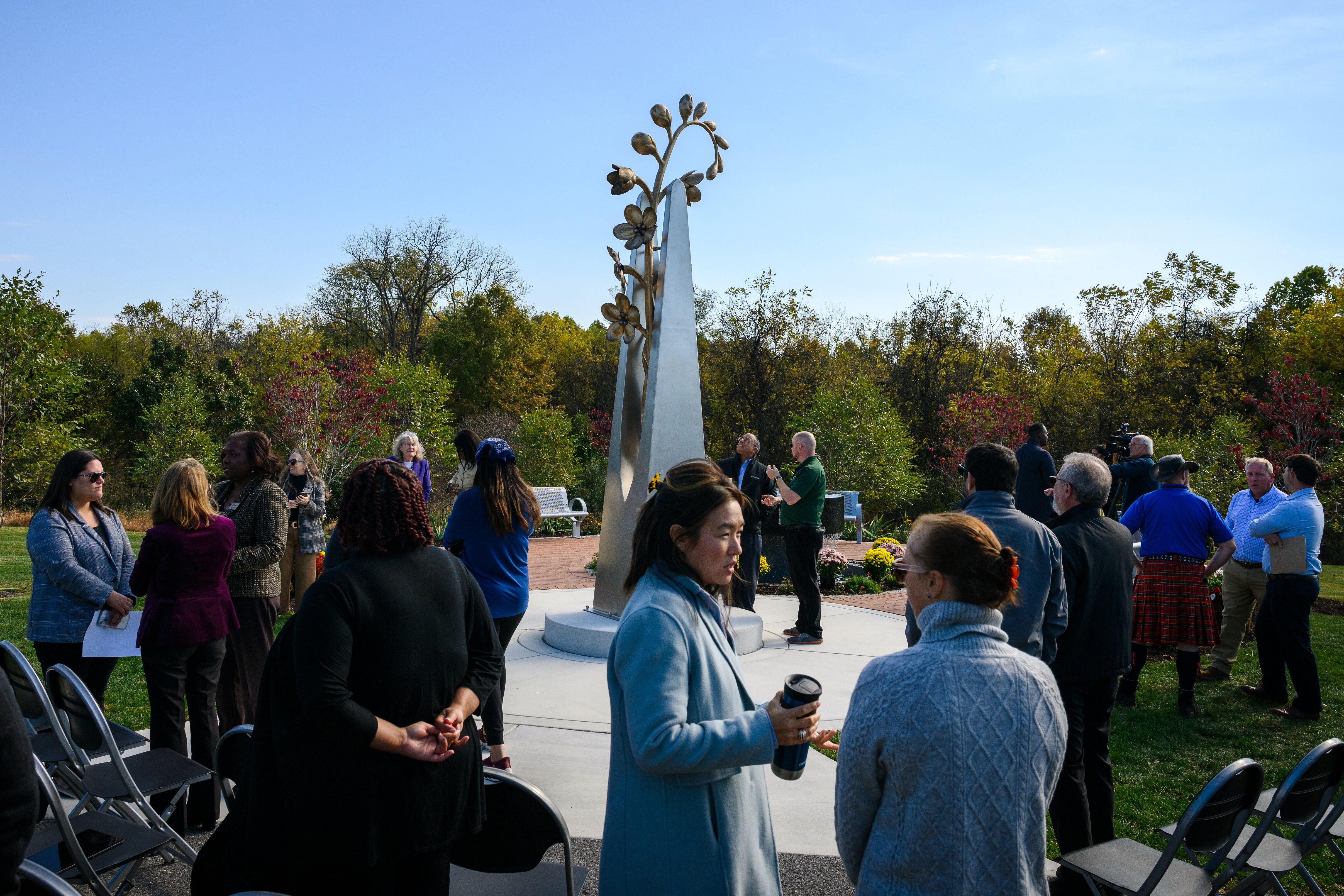 Howard County unveiled a memorial to the COVID-19 pandemic in Meadowbrook Park on Monday.