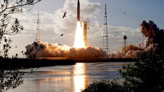 NASA's Artemis II moon rocket lifts off from the Kennedy Space Center's Launch Pad 39-B Wednesday, April 1, 2026, in Cape Canaveral, Fla. (AP Photo/Chris O'Meara)