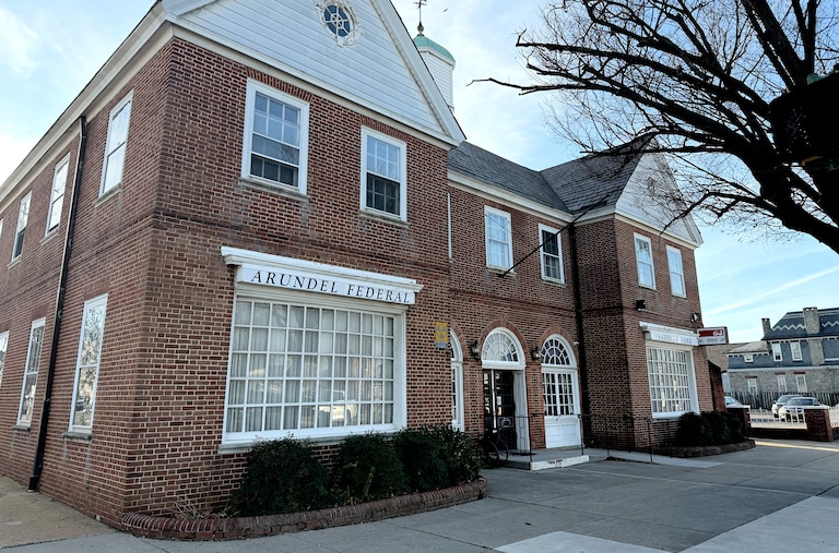Arundel Federal Savings Bank is set to close their Brooklyn branch this February.