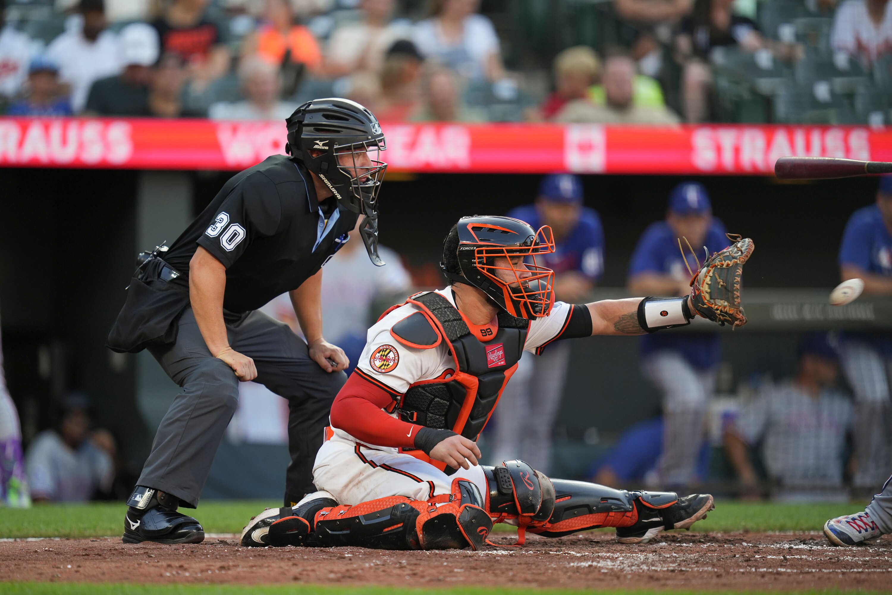 Gary Sánchez z catches a pitch during a game against the Texas Rangers on June 24.