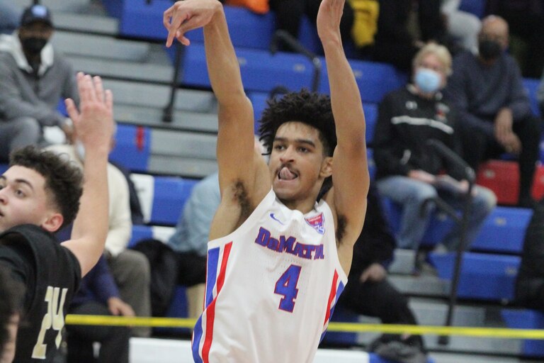 HYATTSVILLE, Md. - Rodney Rice faced a difficult decision during his senior year at DeMatha Catholic High School.