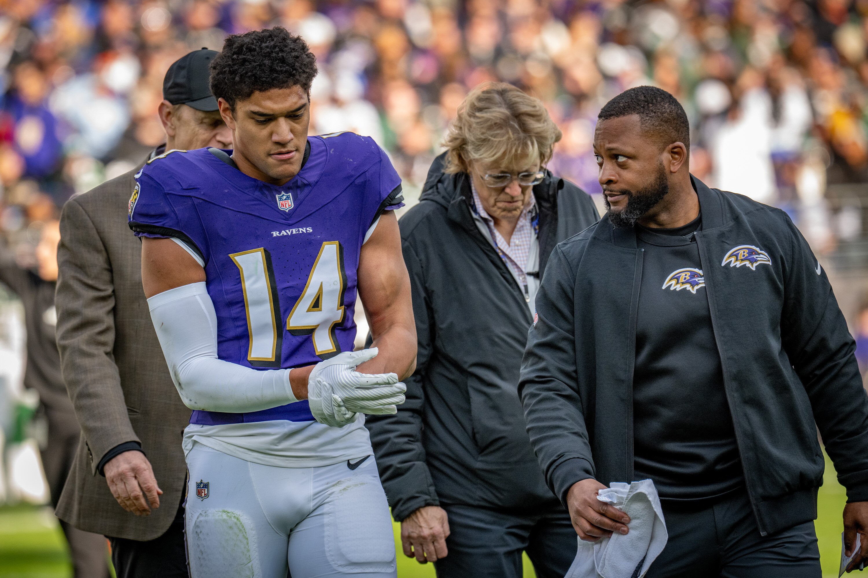 Ravens safety Kyle Hamilton walks to the medical tent in the second quarter against the Jets. Hamilton left Sunday’s game in the fourth quarter.