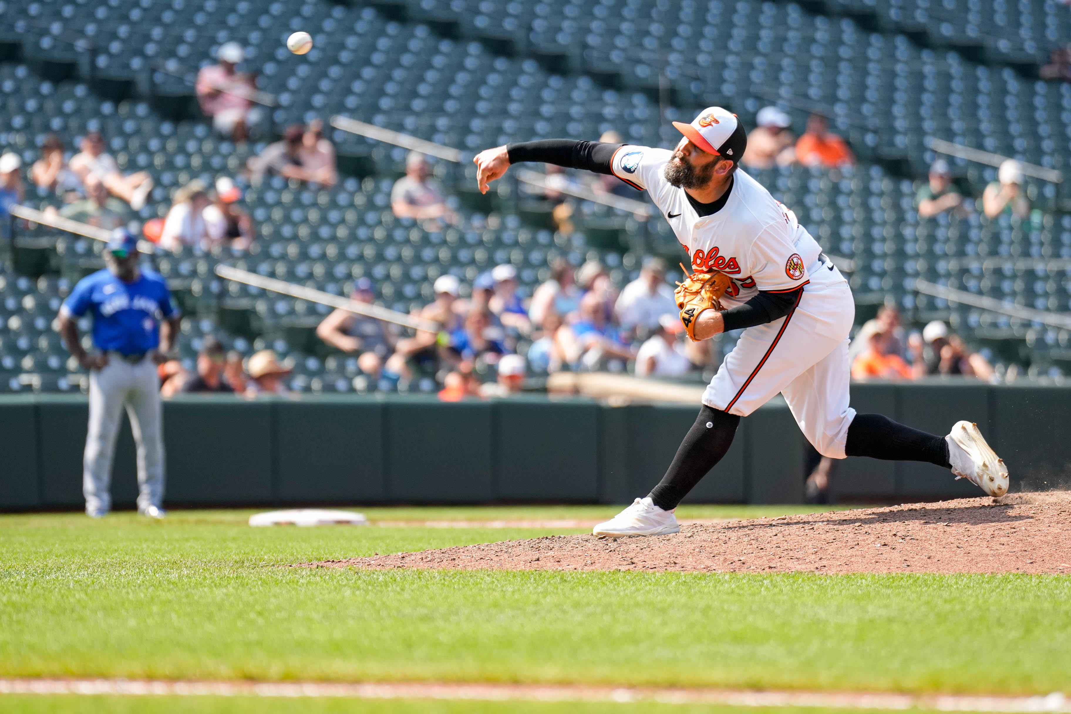 Orioles pitcher Andrew Kittredge pitches in the ninth inning of a game against the Toronto Blue Jays in Baltimore on Wednesday.