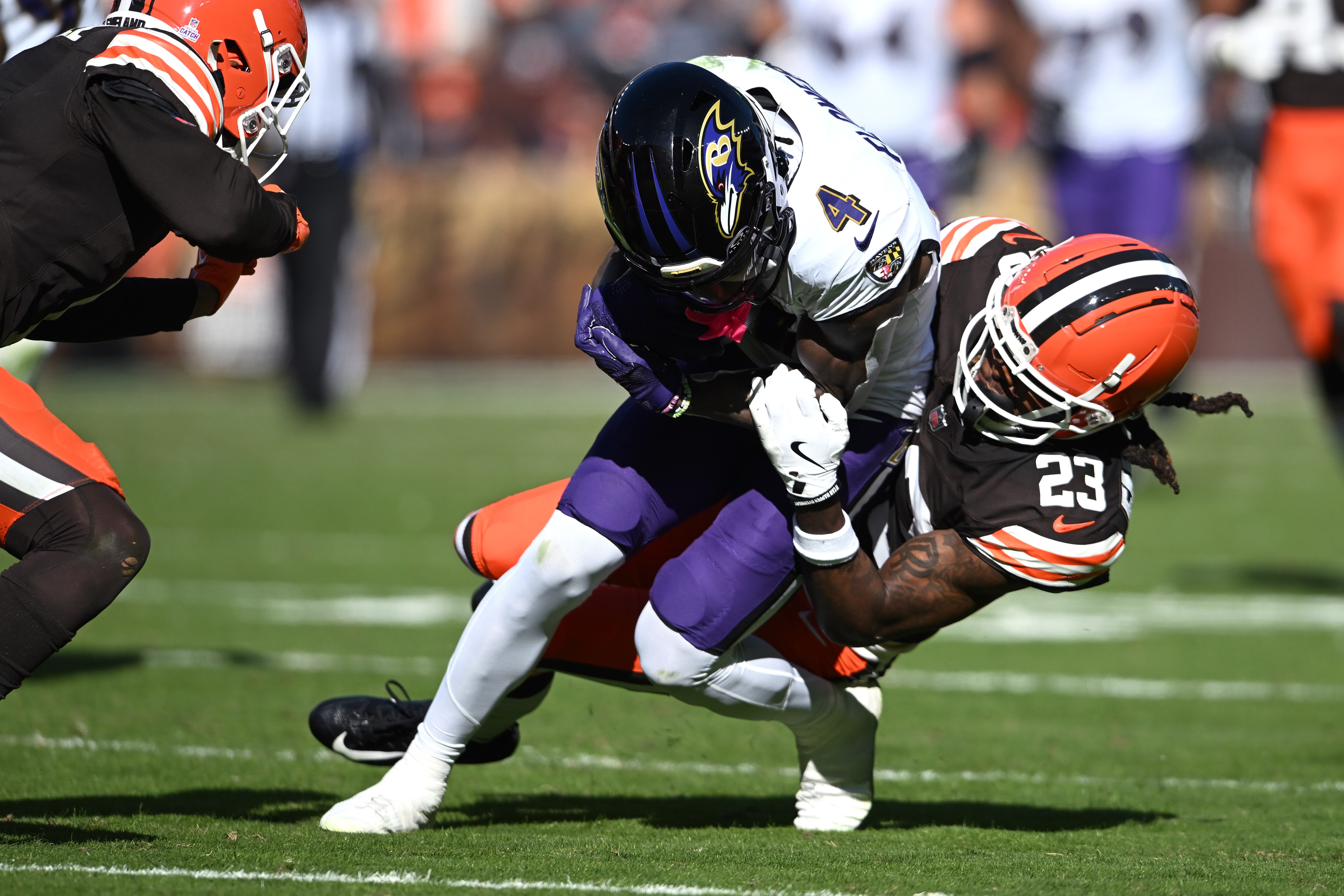 Baltimore’s secondary couldn’t stop Cleveland, and the offense never got into a rhythm as the Ravens lost to a bad Browns team.