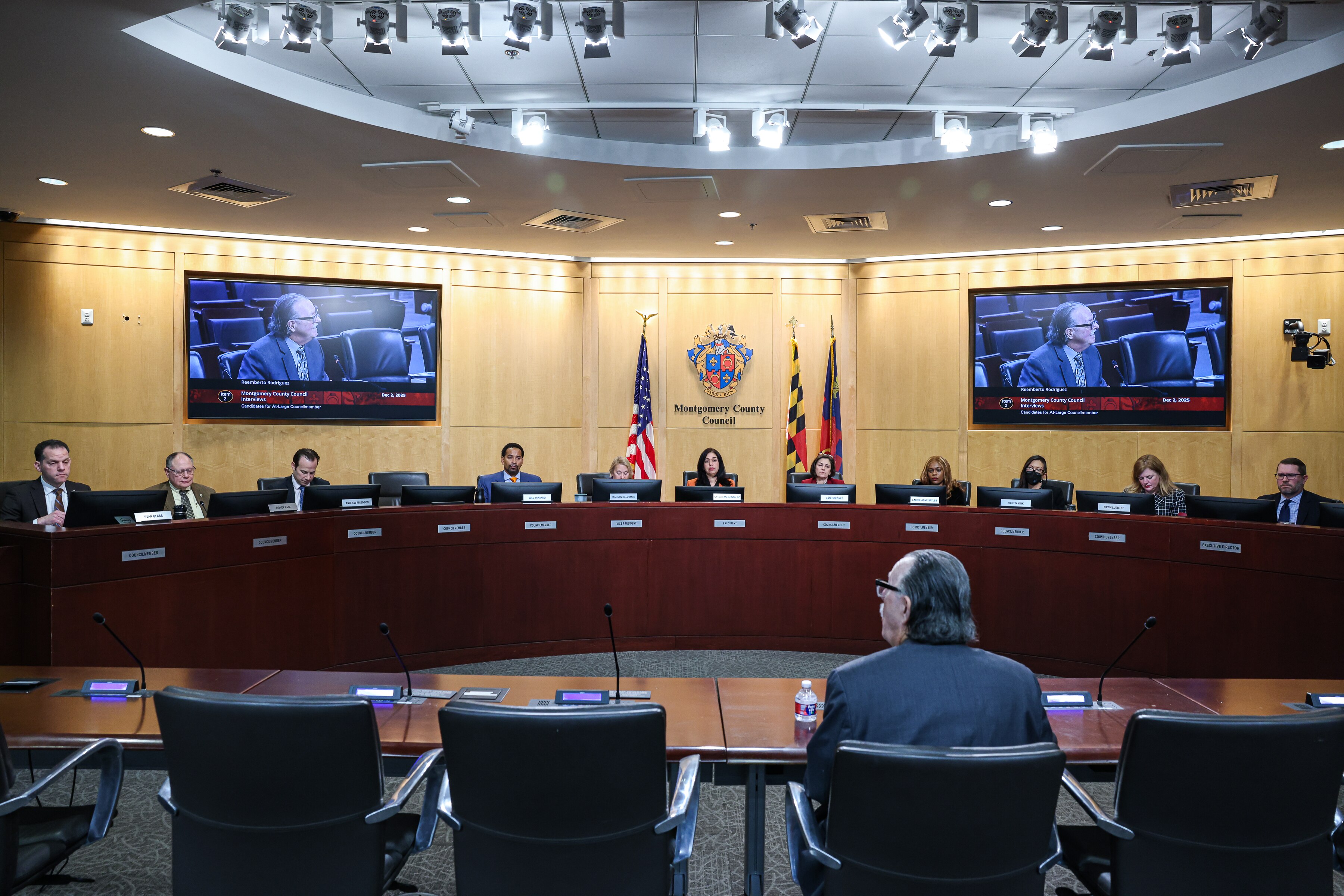 A new county law requires landlords to give tenants two full weeks of notice before evicting them — more than double the six days required by a new state law. 