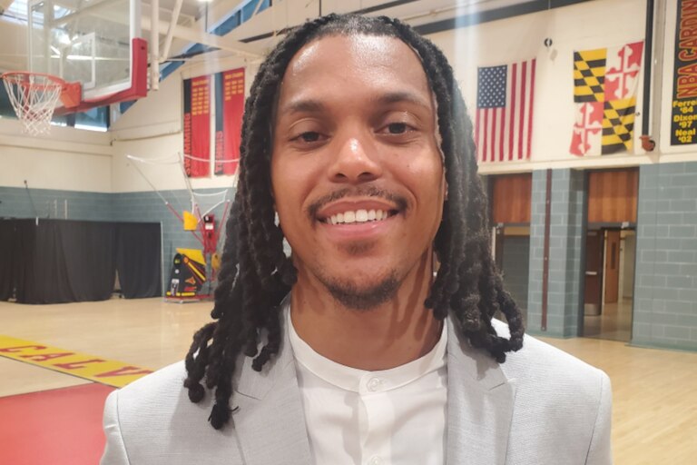 Back at Calvert Hall, where he won a Baltimore Catholic League championship in 2010, Damion Lee had his Golden State Warriors jersey hung at the school.
