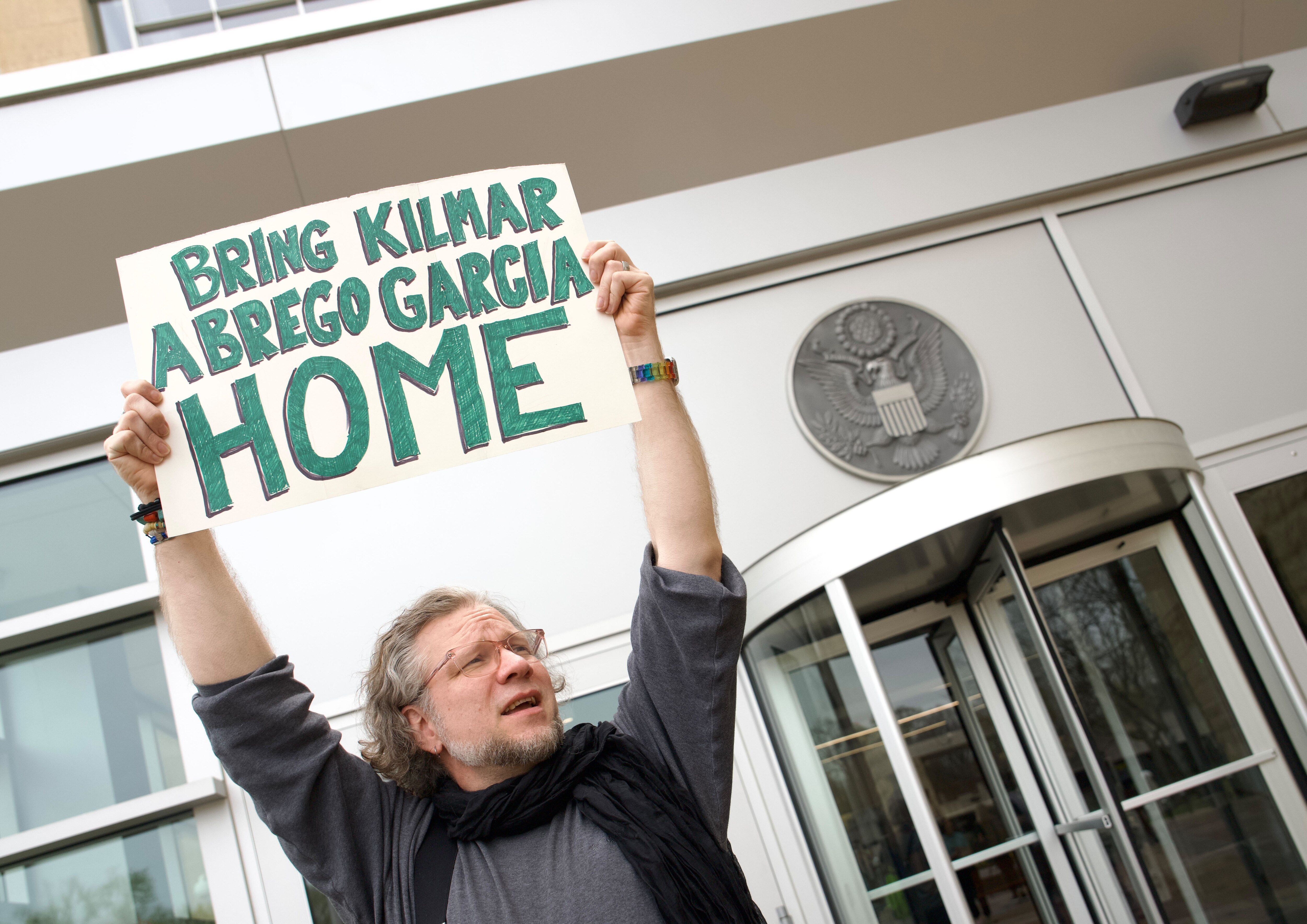 Jaye Summerlot protests outside of the District Courthouse in Greenbelt, MD on April 4, 2025 for Kilmar Armando Abrego Garcia, a man who was mistakenly deported by the Trump administration.