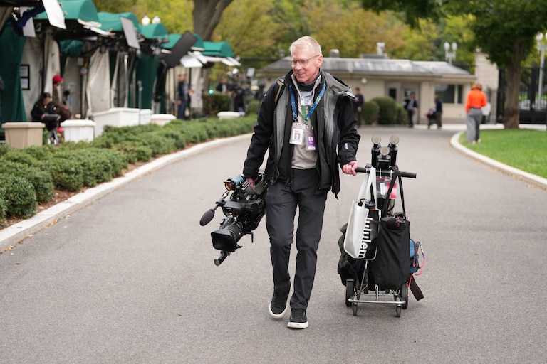 CNN Senior Photojournalist and contributing Producer Peter Morris, arrives on the White House grounds, Thursday, Sept. 24, 2026, in Washington.