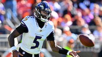 CLEVELAND, OHIO - OCTOBER 18: Tyler Huntley #5 of the Baltimore Ravens flicks the ball against the Cleveland Browns during the second quarter of the game at Huntington Bank Field on October 18, 2026 in Cleveland, Ohio. (Photo by Jason Miller/Getty Images)