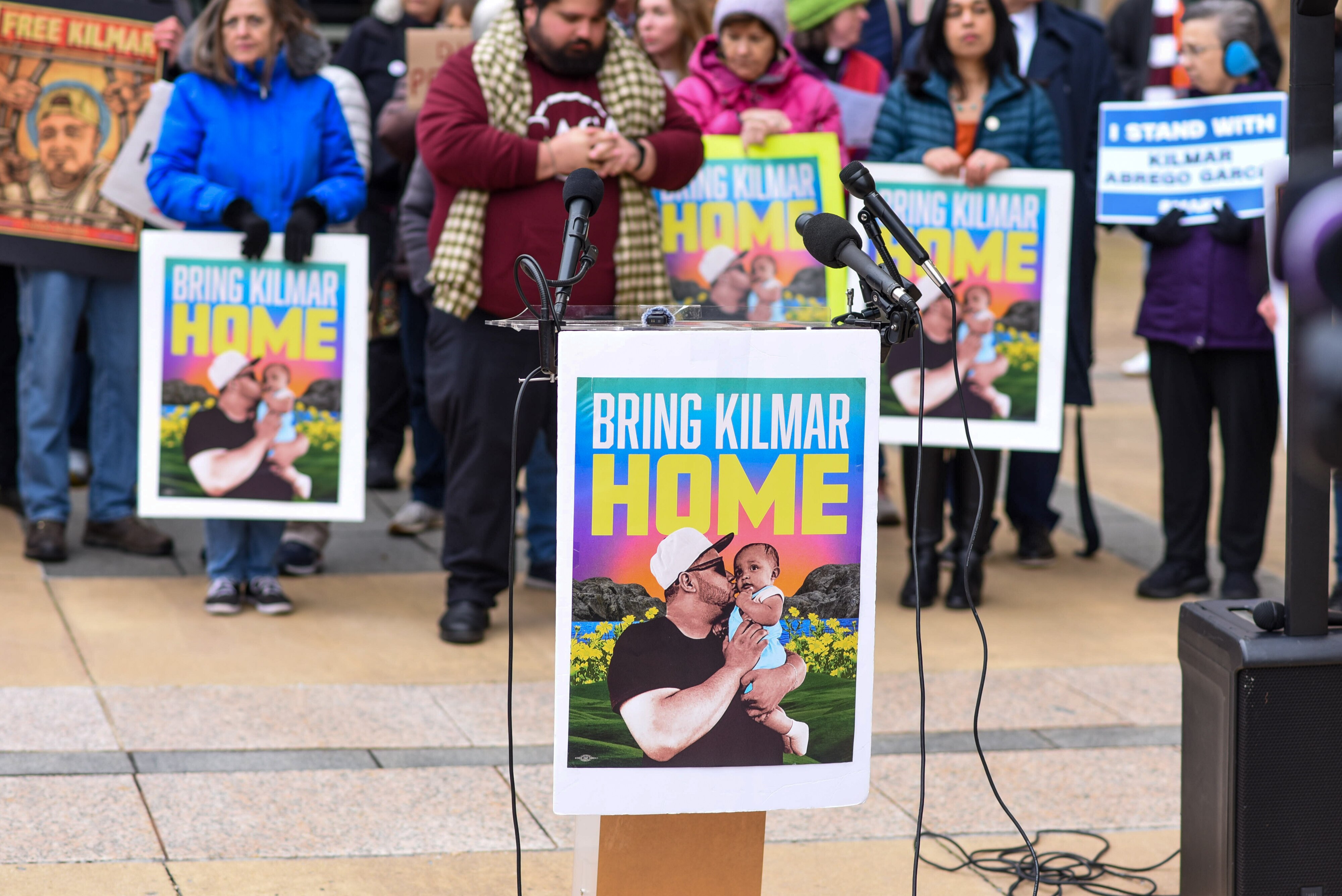 CASA holds a rally outside a hearing for Kilmar Abrego Garcia at the Greenbelt Federal Courthouse on Thursday.