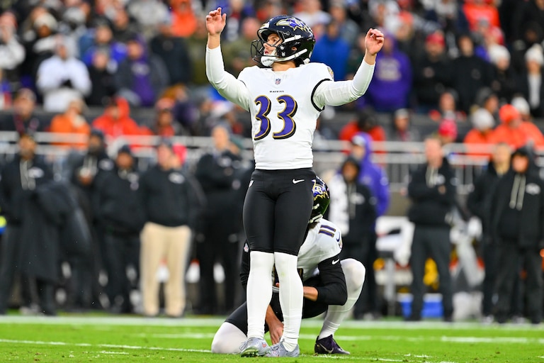 CLEVELAND, OHIO - NOVEMBER 16: Tyler Loop #33 of the Baltimore Ravens watches his field goal against the Cleveland Browns during the first quarter at Huntington Bank Field on November 16, 2025 in Cleveland, Ohio. (Photo by Jason Miller/Getty Images)