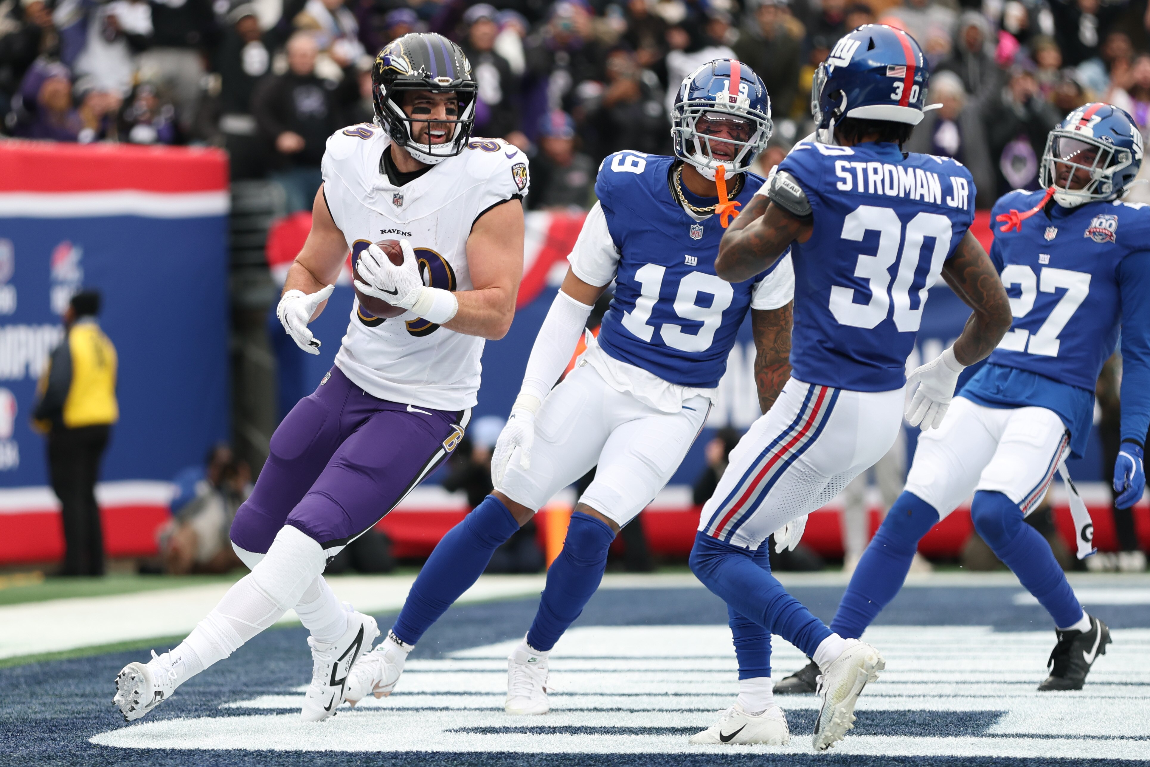 Mark Andrews became Baltimore's all-time leader in touchdowns with this 13-yard catch against the Giants.