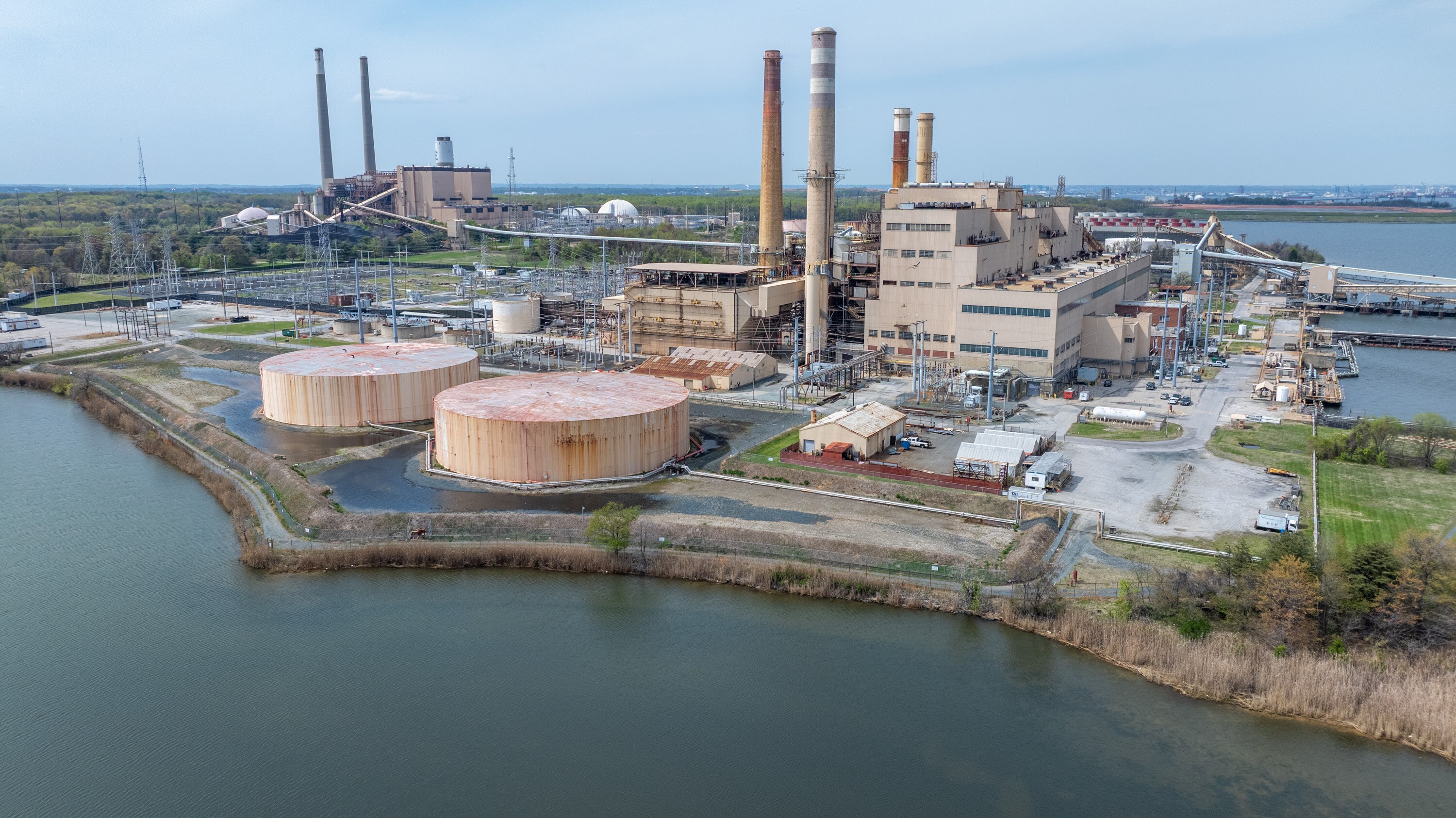 The outage caused Units 1 and 2 at the Brandon Shores power plant to automatically shut down.