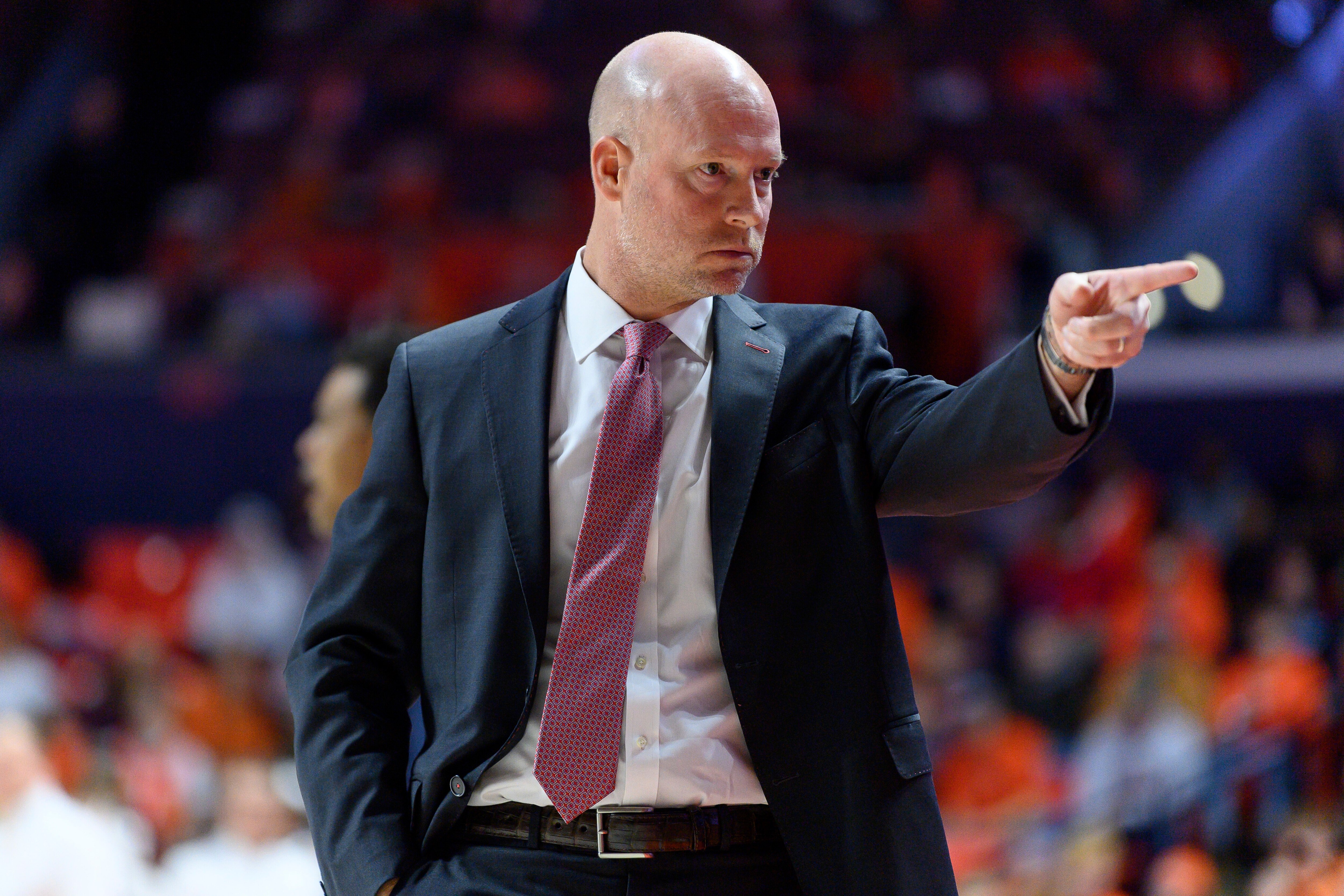 Maryland head coach Kevin Willard points to his bench during the first half of a game against Illinois.
