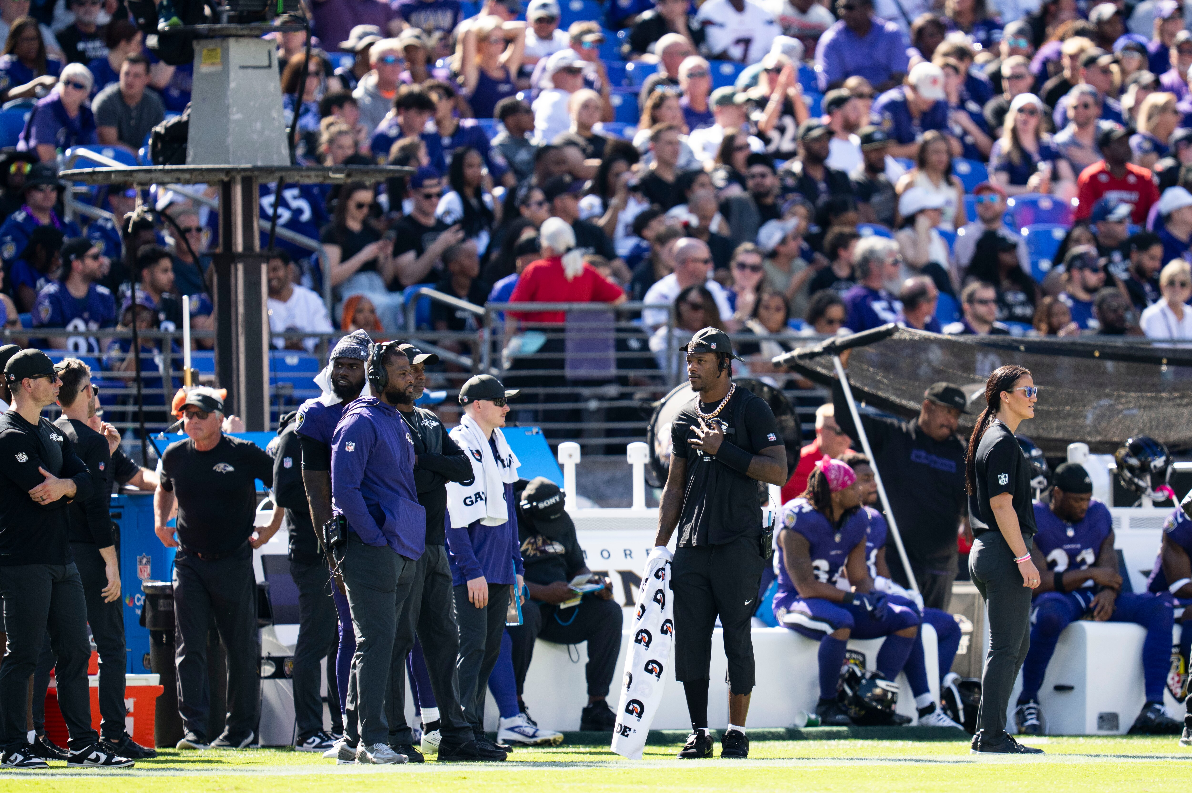 Ravens quarterback Lamar Jackson on the sidelines with a hamstring injury during Ravens' game against the Houston Texans on Oct. 5.