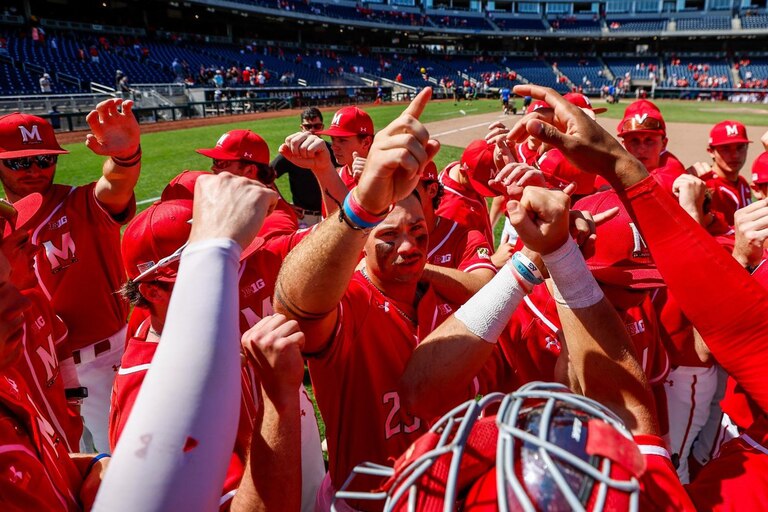 Maryland Baseball palyer celebrate a victory of Nebraska.