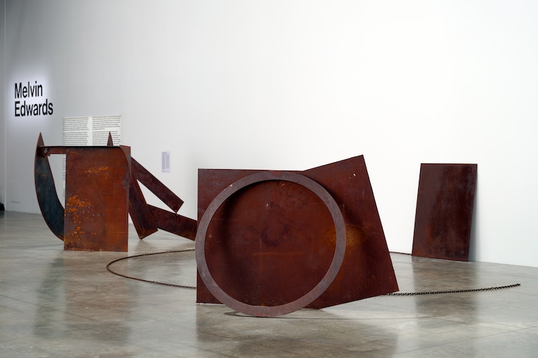 Melvin Edwards 2025 exhibition "Melvin Edwards", at Palais de Tokyo, Paris, FR.