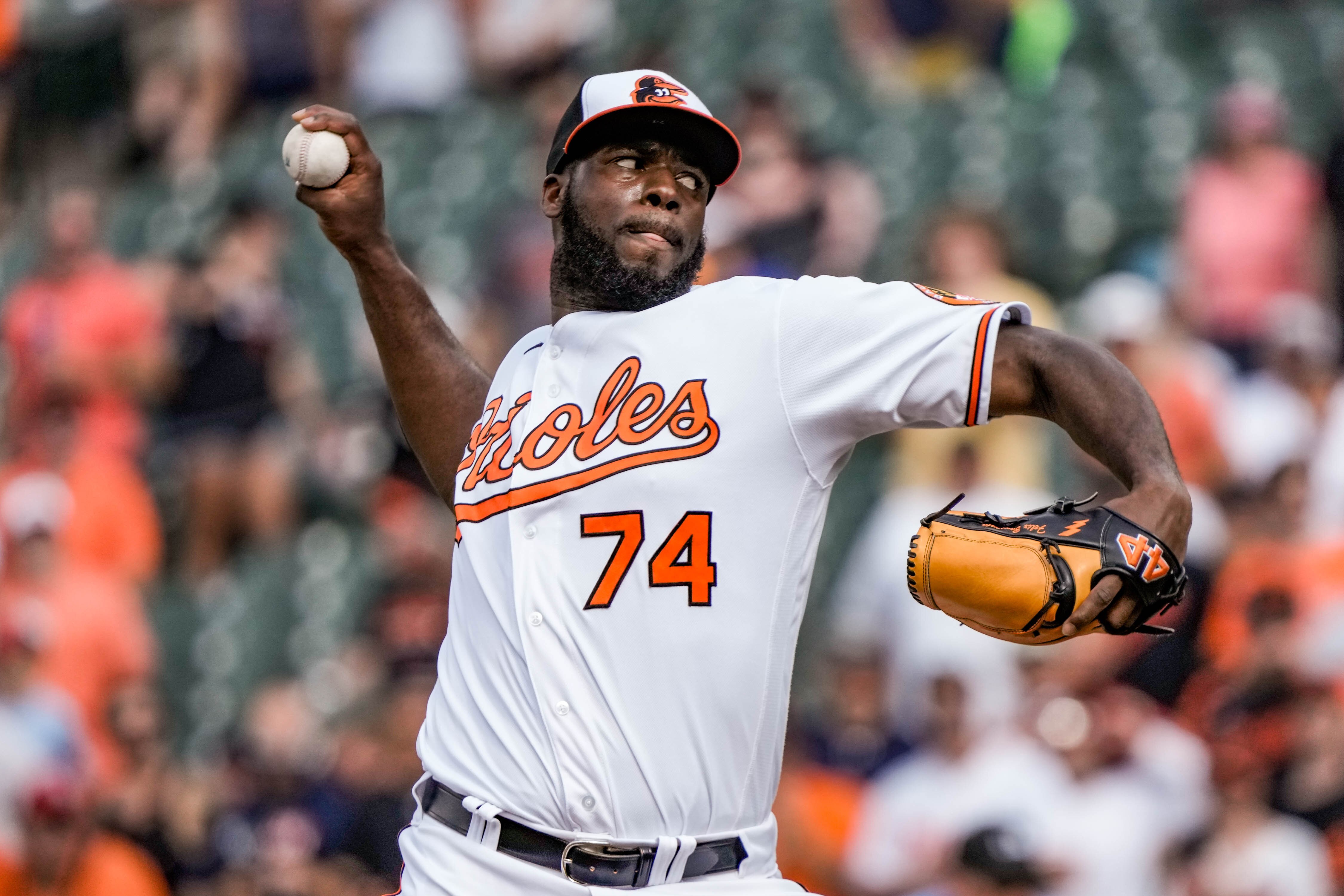 Orioles pitcher Felix Bautista pitches during ninth inning of the final game of the series against the Los Angeles Dodgers at Camden Yards on July 19, 2023.