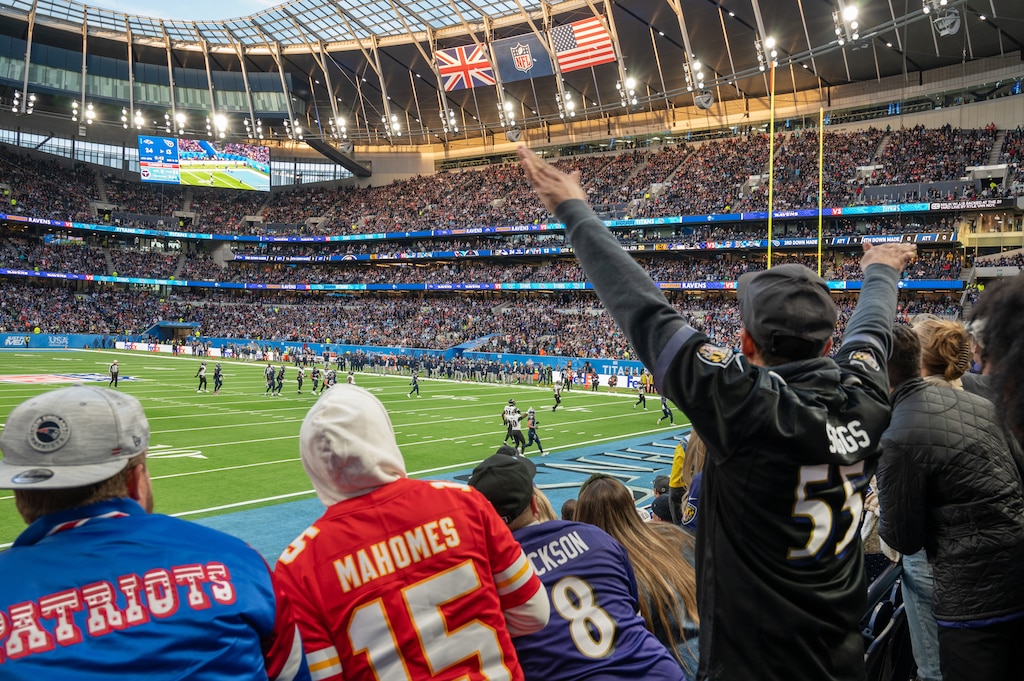 Fans celebrates the Ravens win against the Titans in Tottenham Hotspurt Stadium on Oct. 15, 2023.