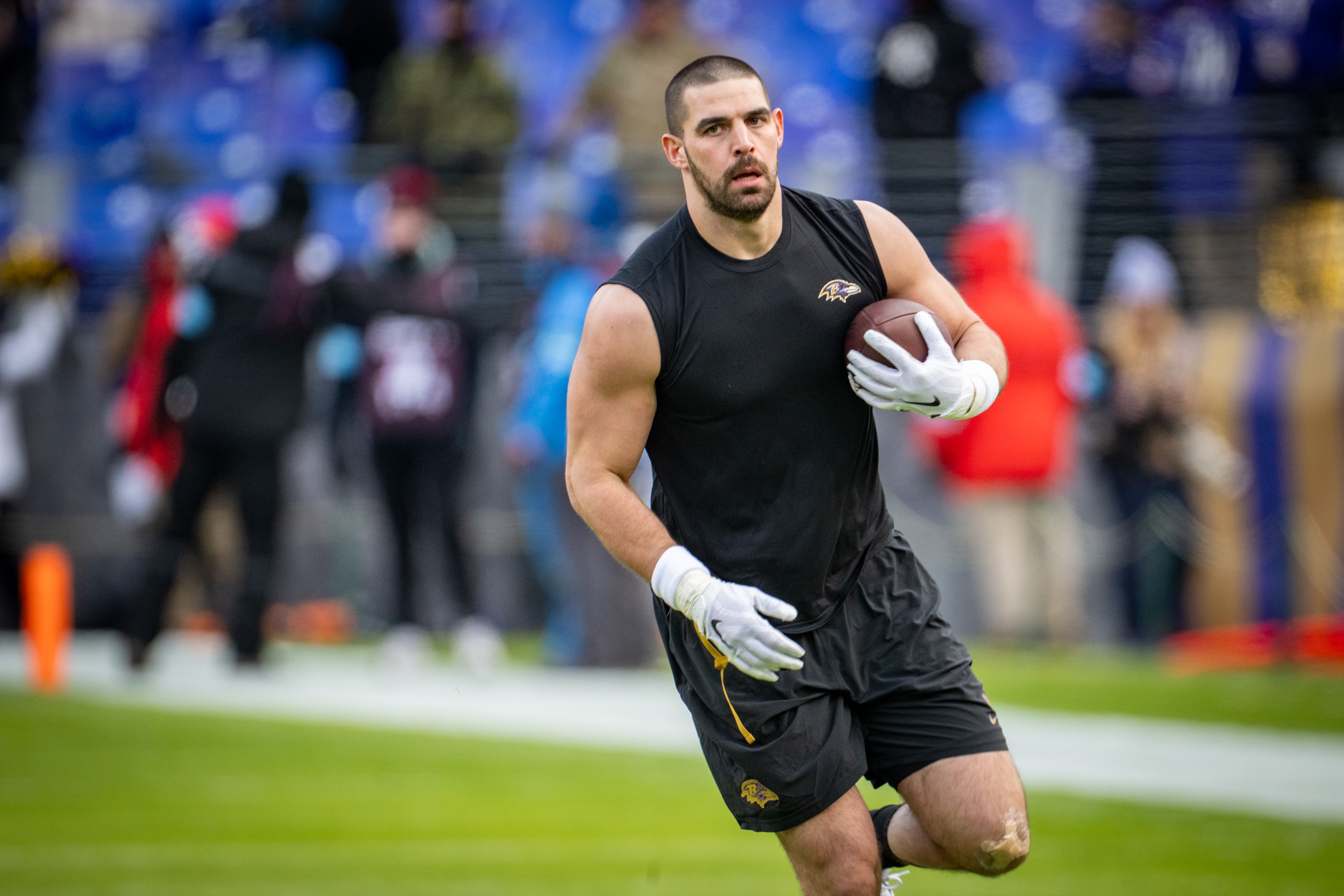 Tight end Mark Andrews helped in short-yardage plays last season for the Ravens.