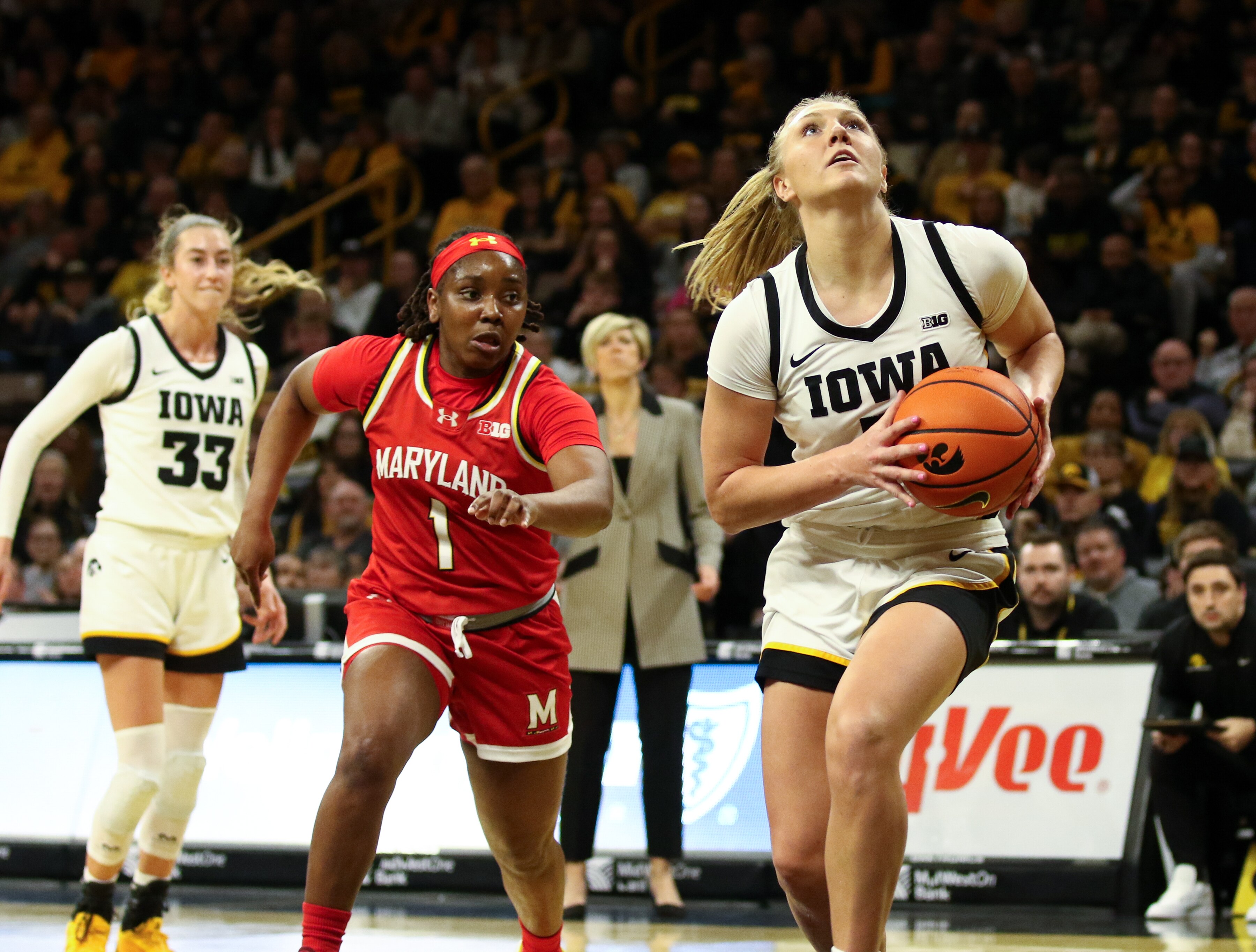 Maryland guard Sarah Te-Biasu, pictured against Iowa this month, led the Terrapins with 20 points against Penn State.