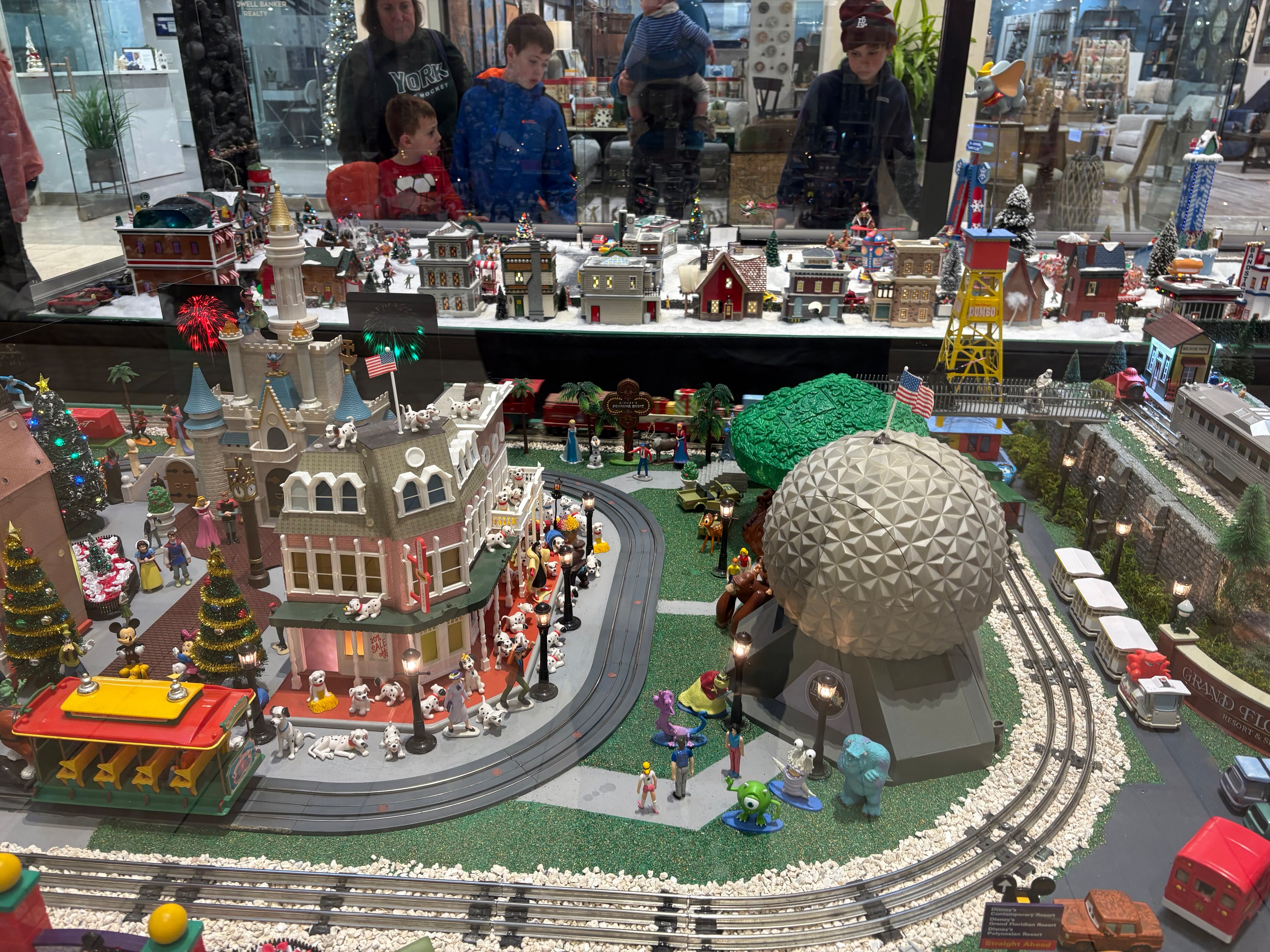 The train garden at Kenilworth Mall has been delighting families for decades.