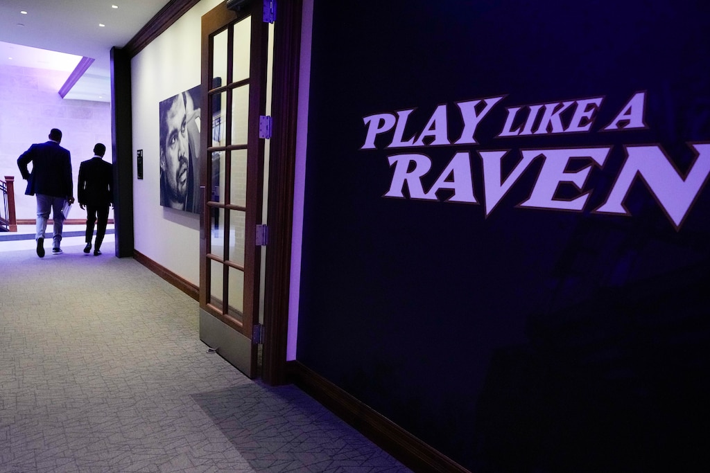 Baltimore Ravens head coach Jesse Minterl leaves the facility following a news conference announcing Minter’s hiring at the Under Armour Performance Center in Owings Mills, Md., on Wednesday, January 29, 2026.