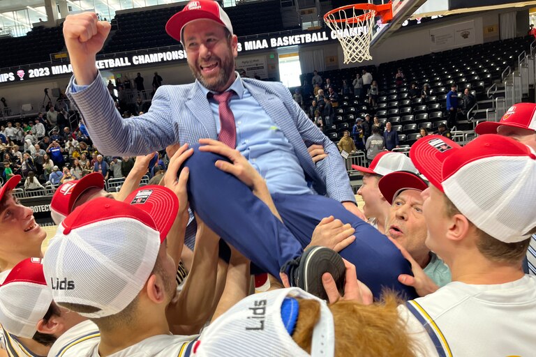 Beth Tfiloh basketball coach Ari Braun