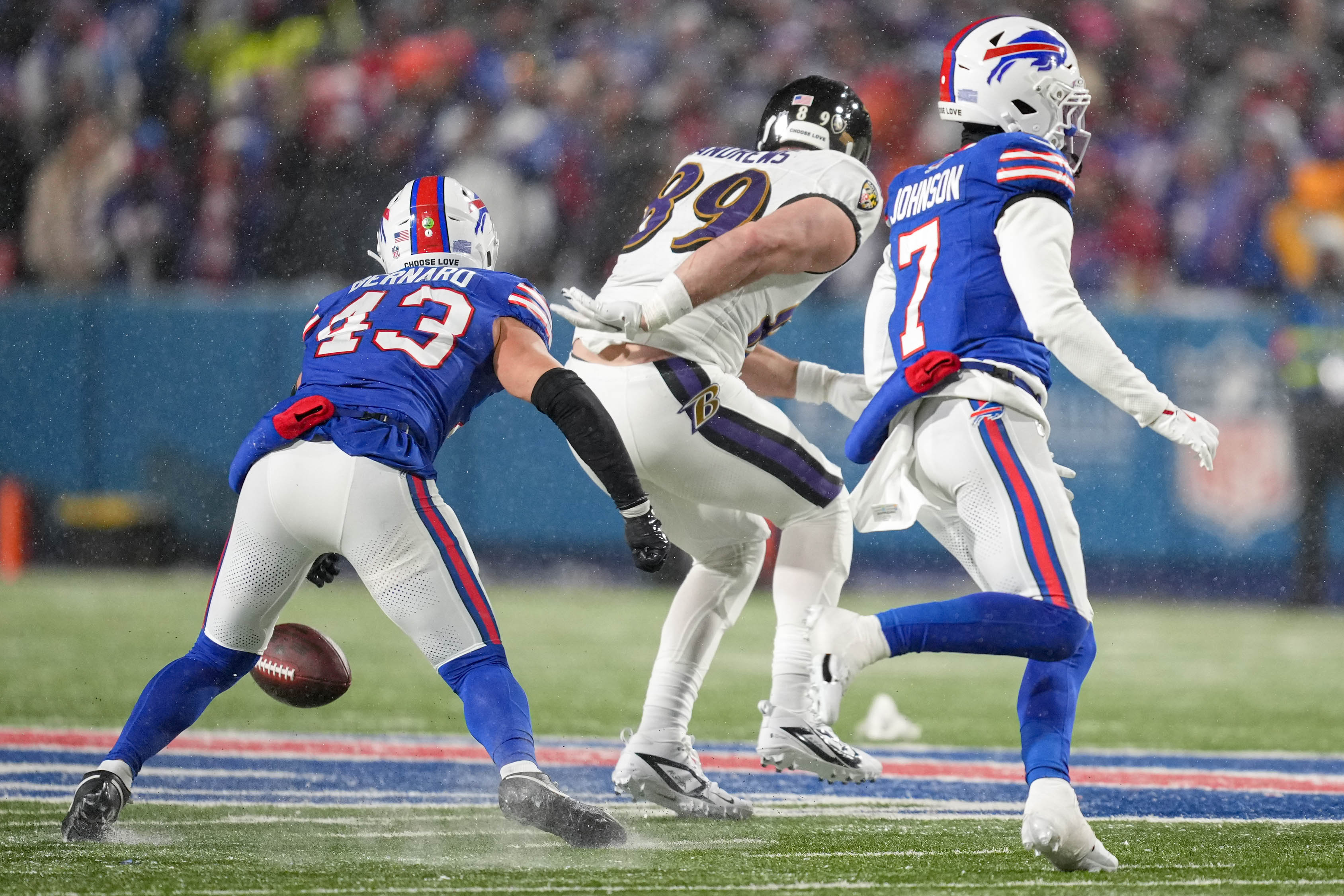 Two crucial mistakes in a playoff loss to the Bills meant many Ravens fans were ready to move on from tight end Mark Andrews. But it appears he’ll have at least one more season to redeem himself.