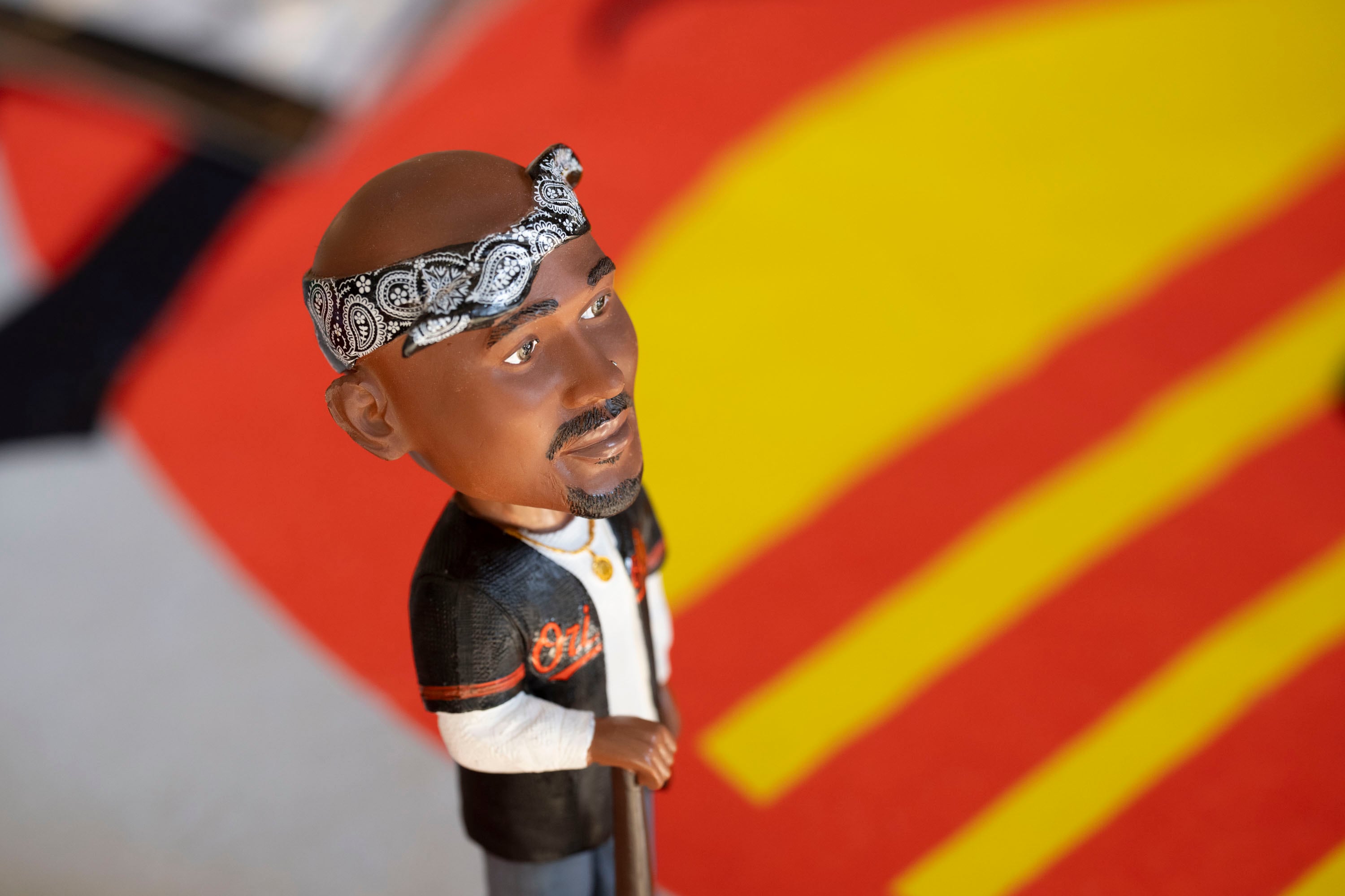 ぴ*ん様 Tupac× Baltimore Orioles 記念ボブルヘッド Orioles' Tupac bobbleheads were free. Now they're listed for