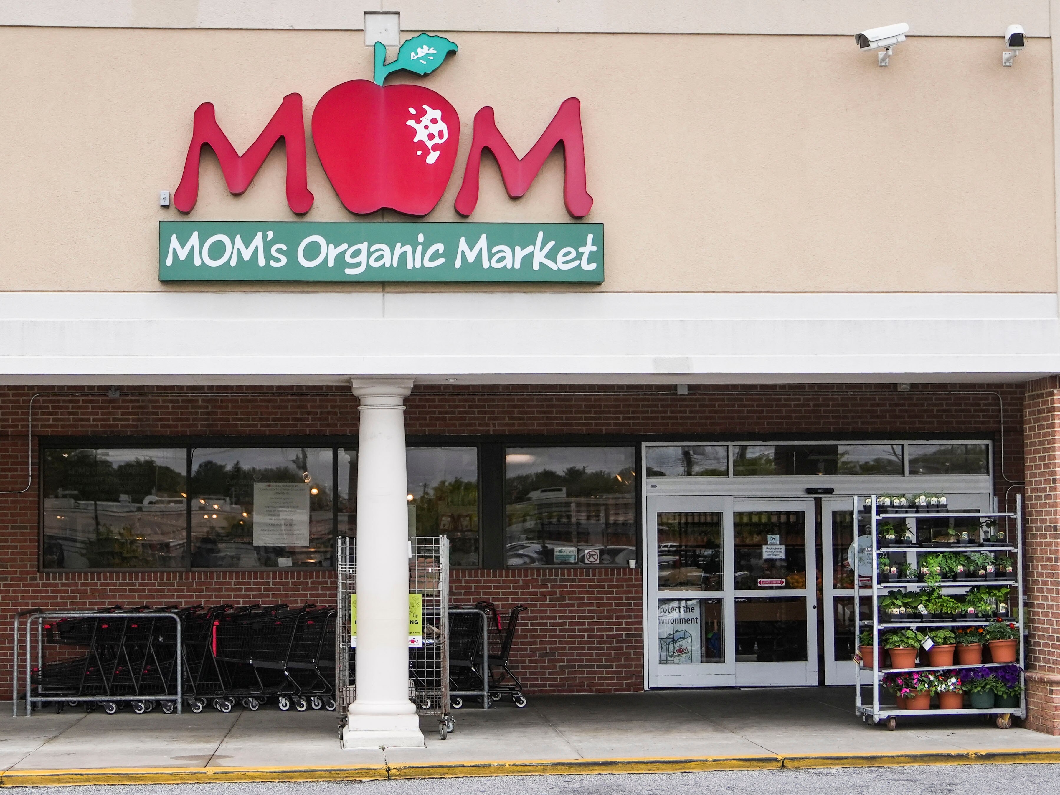MOM’s Organic Market in Timonium, Saturday, April 29, 2023.