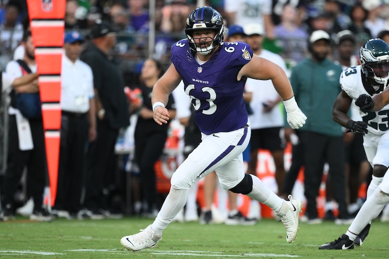 Ravens center Danny Pinter (63) in action during the first half of a preseason game against the Philadelphia Eagles on Aug. 15.