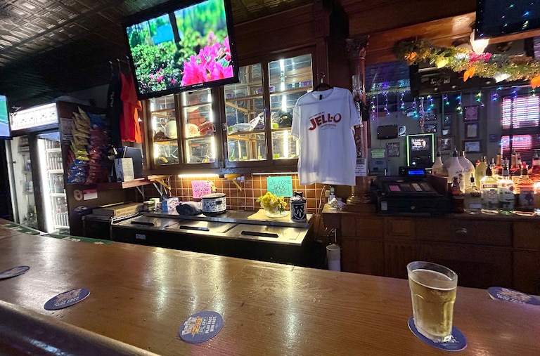 Butts and Betty's Tavern at 2200 Gough St.