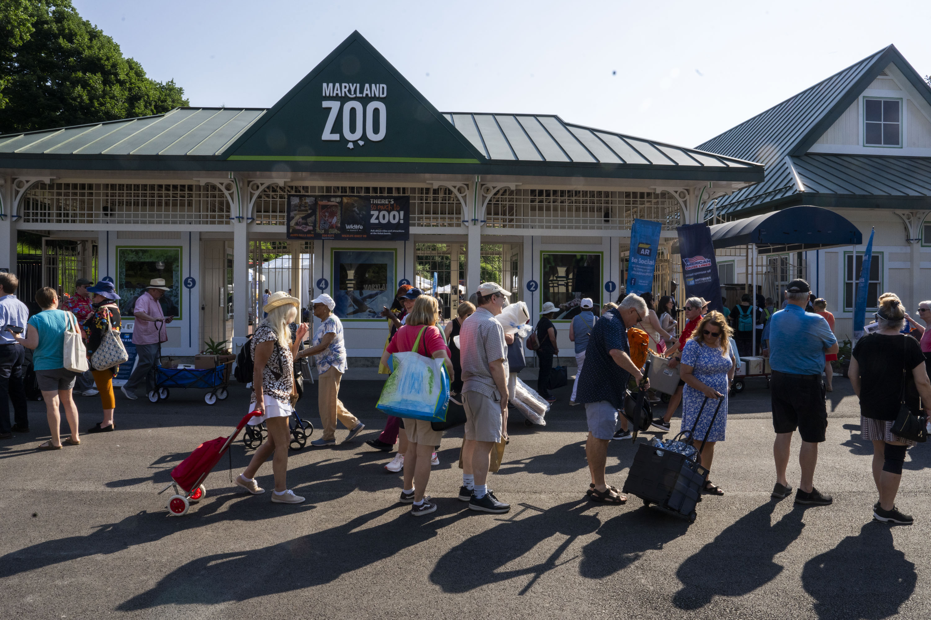 There is no free admission to the Maryland Zoo next week, despite what you may have read on Facebook.