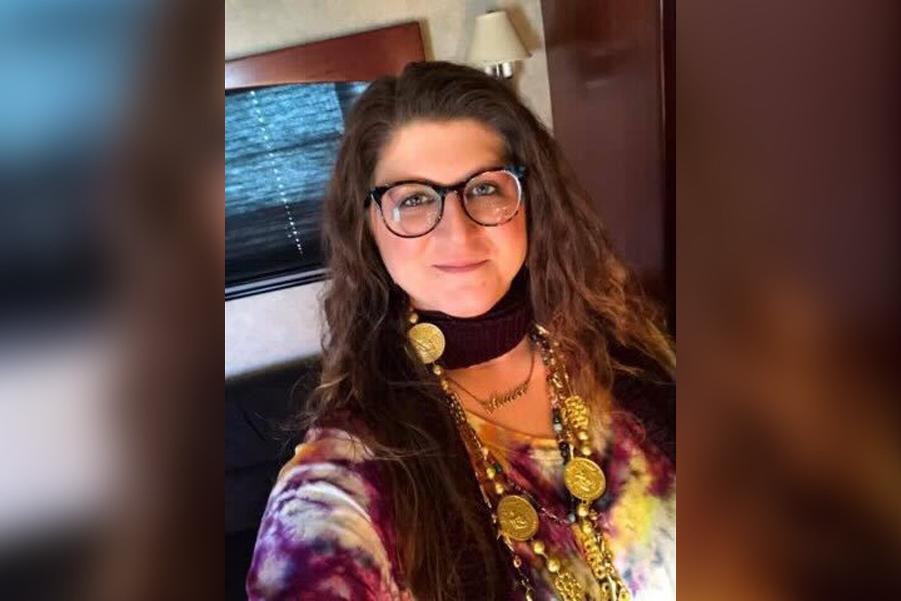 Laura Schweigman takes a selfie.