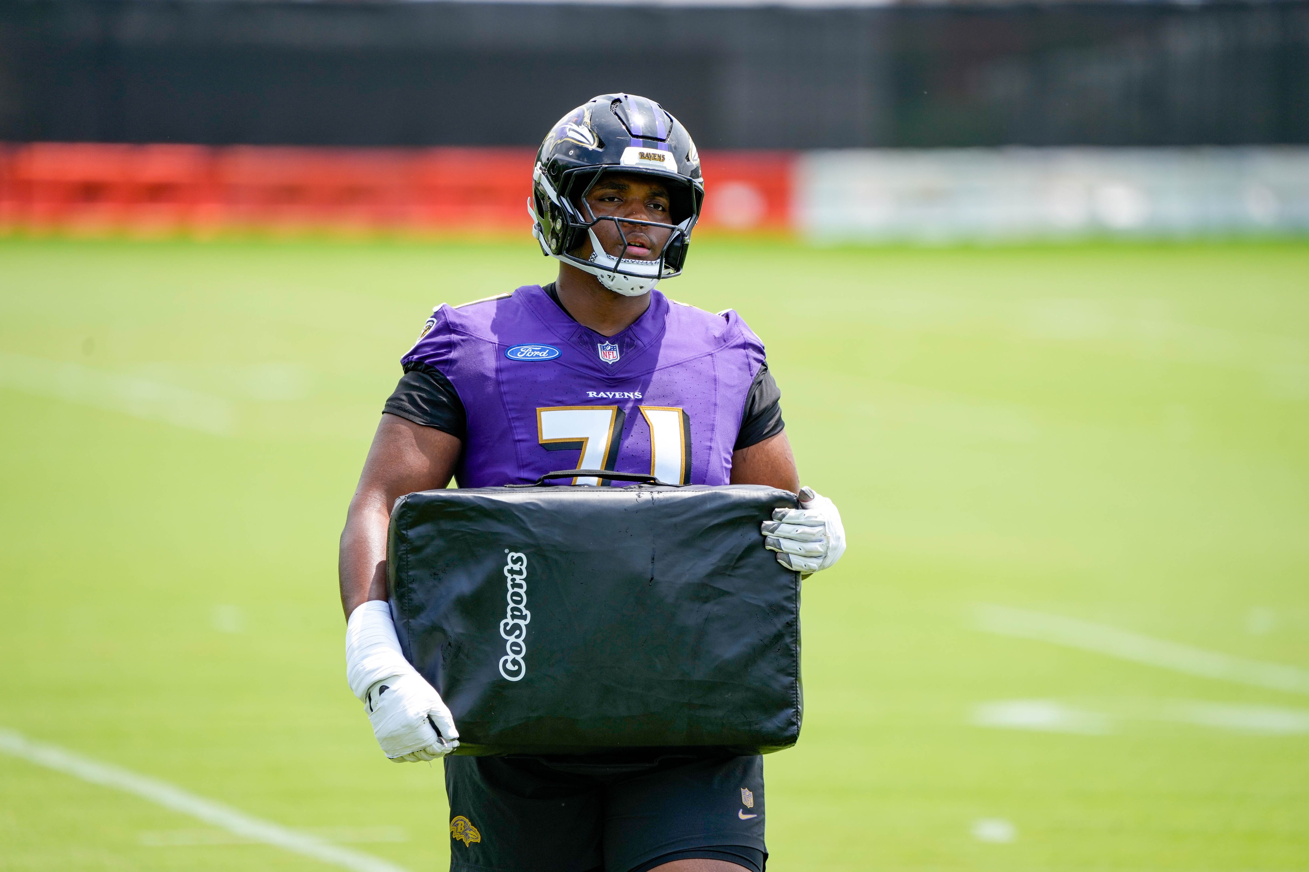 Baltimore Ravens offensive tackle Carson Vinson (71) prepares for the next drill during the Ravens’ organized team activities at the Under Armour Performance Center in Owings Mills, Md. on Tuesday, June 10, 2025.