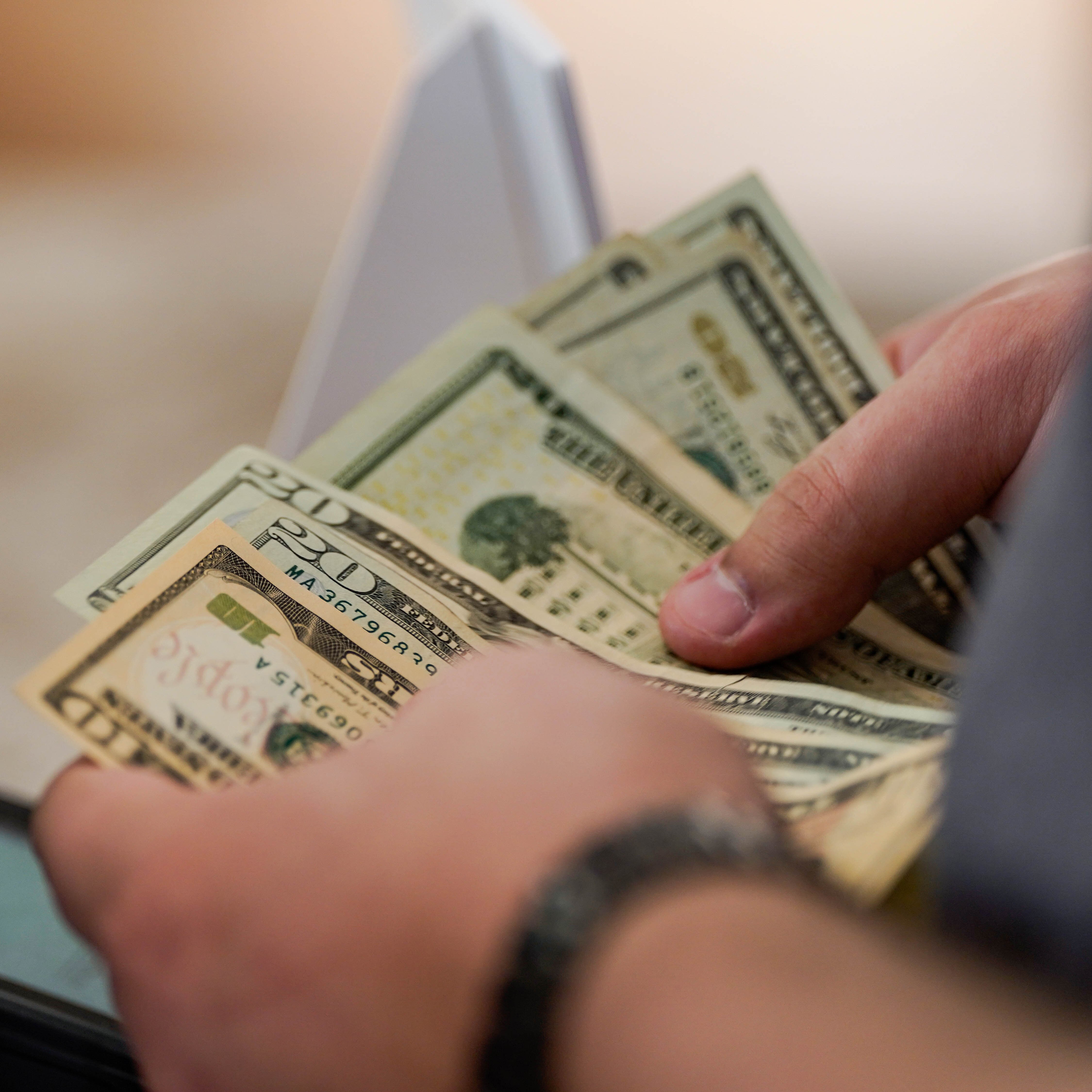 Workers in Maryland will find more cash in their paychecks after a new $15 minimum wage went into effect across the state on Jan. 1, 2024.