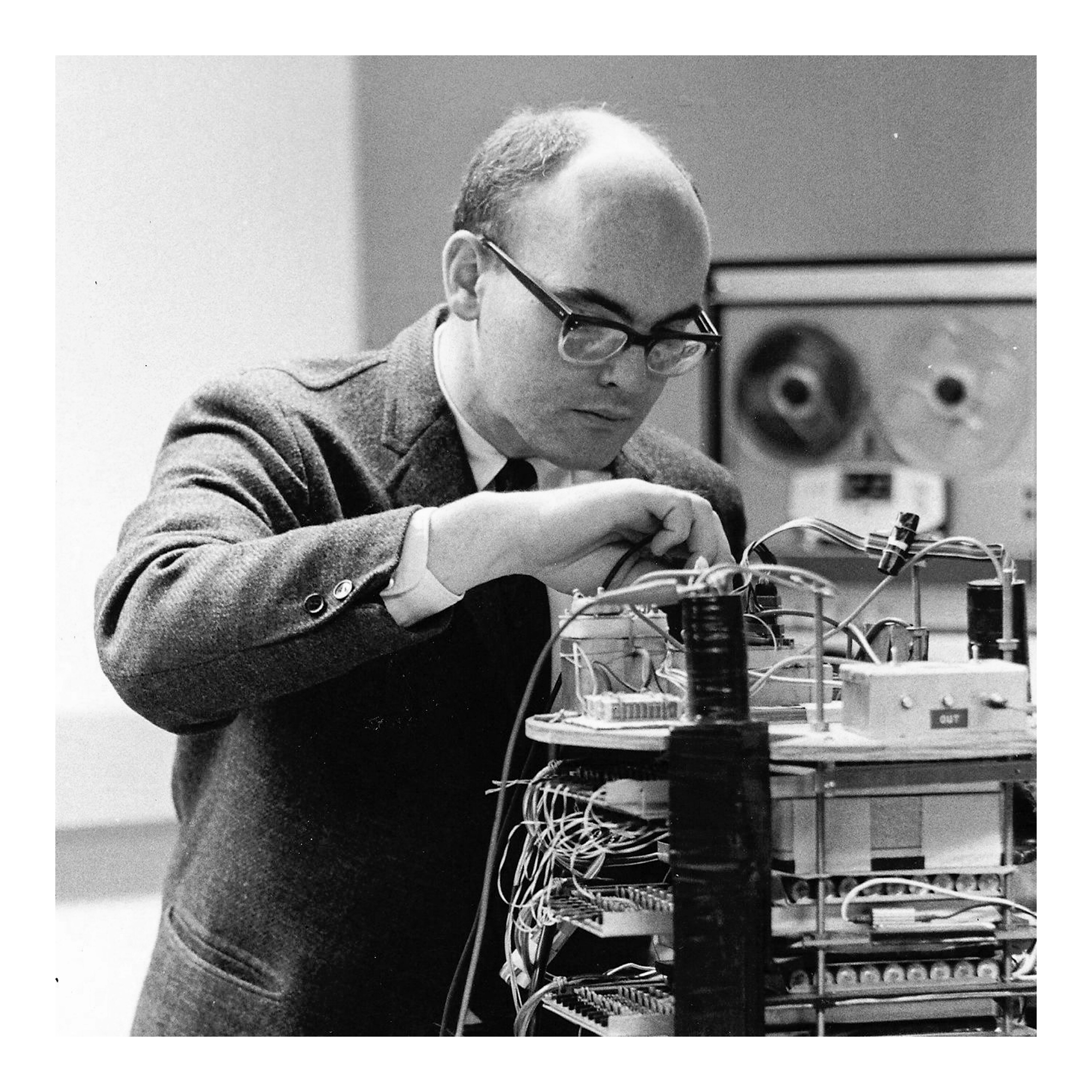 James Arthur “Jim” Earl working on the hodoscope detector.